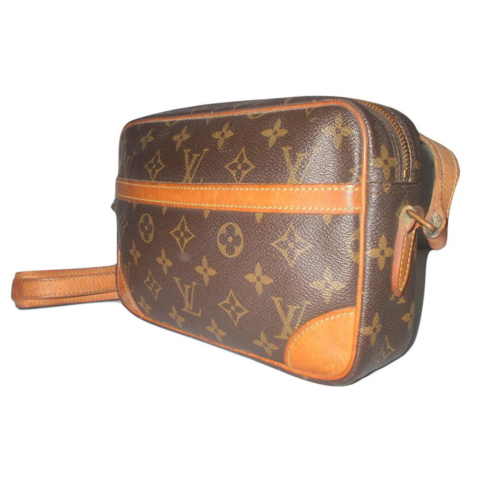 Trocadéro cloth handbag Louis Vuitton Brown in Cloth - 37680582