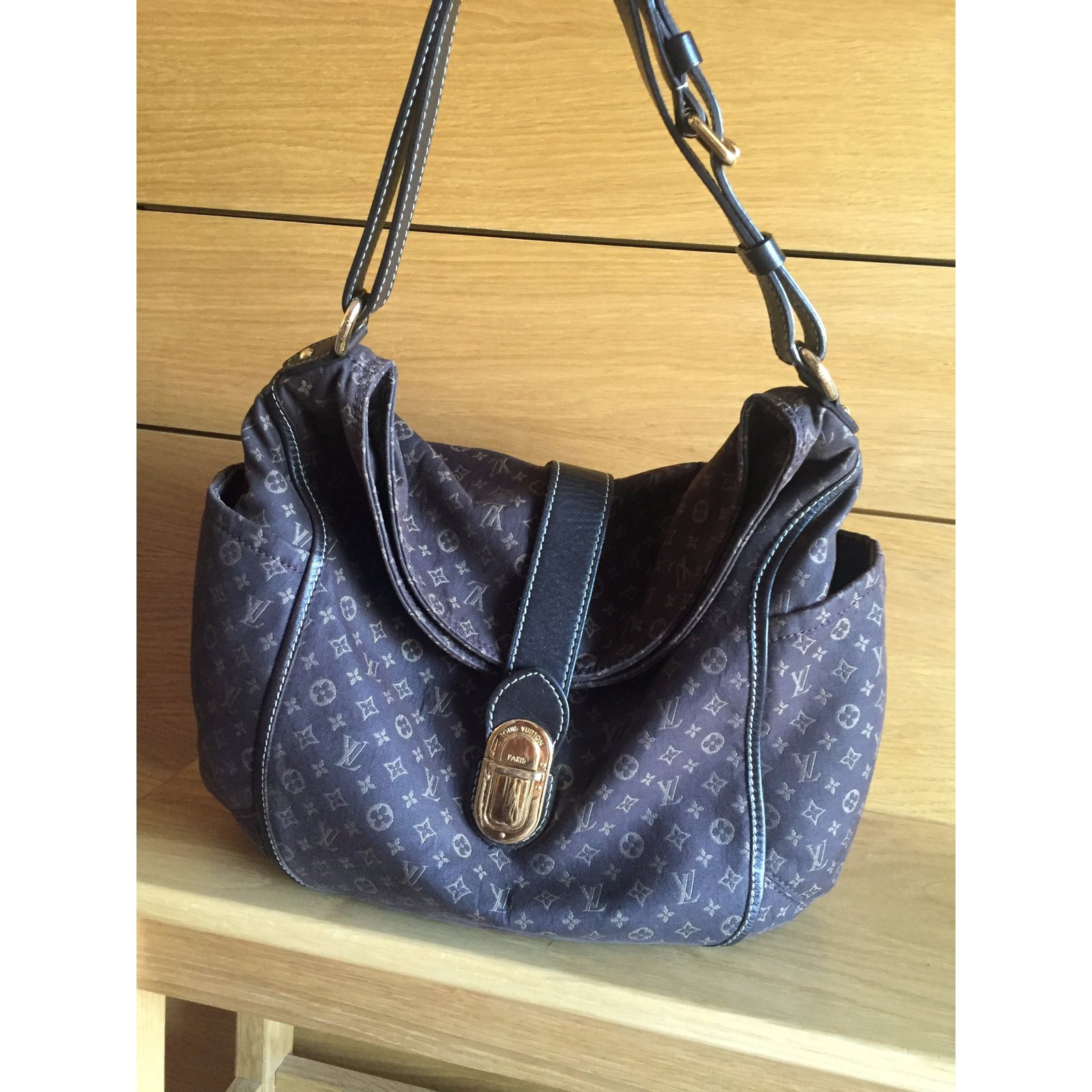 Idylle romance cloth handbag Louis Vuitton Blue in Cloth - 19790182