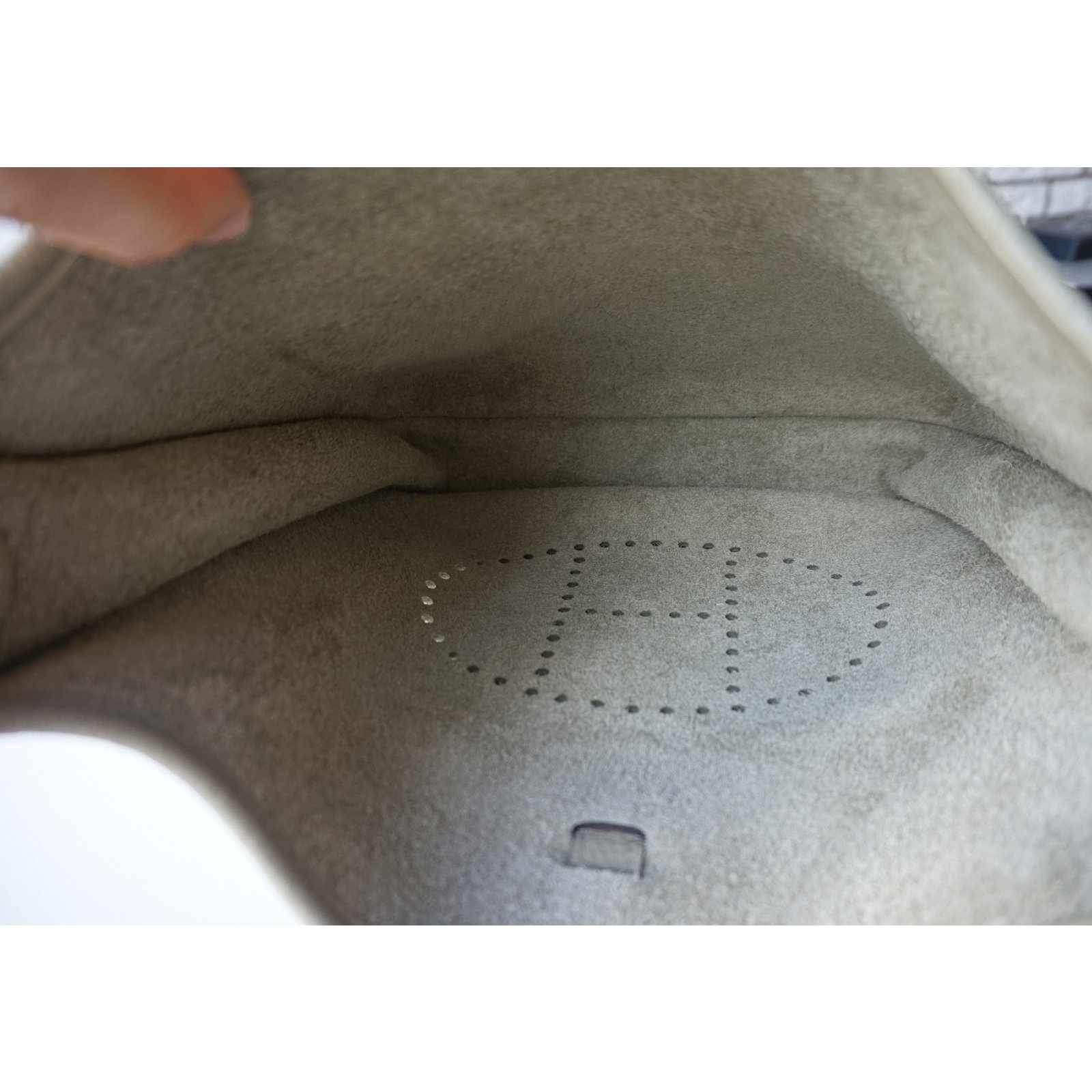 Evelyne leather crossbody bag Hermès Grey in Leather - 32918248