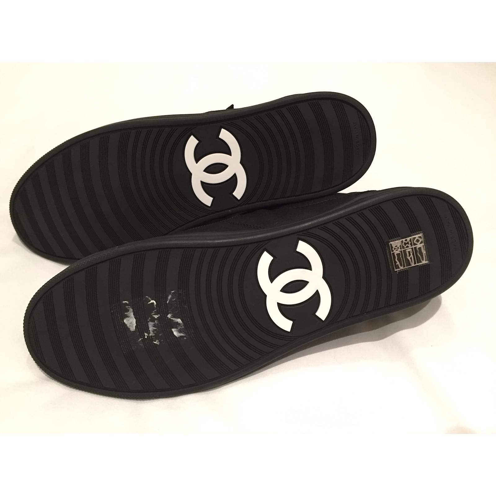 Chanel Baskets Toile Noir ref.23522 Joli Closet