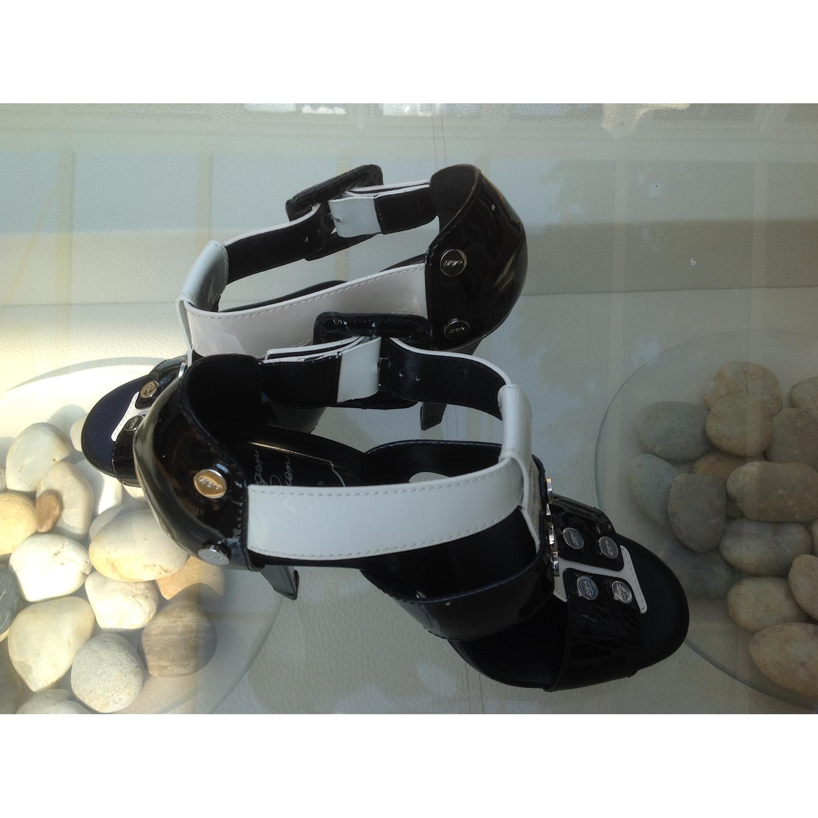 bottines roger vivier