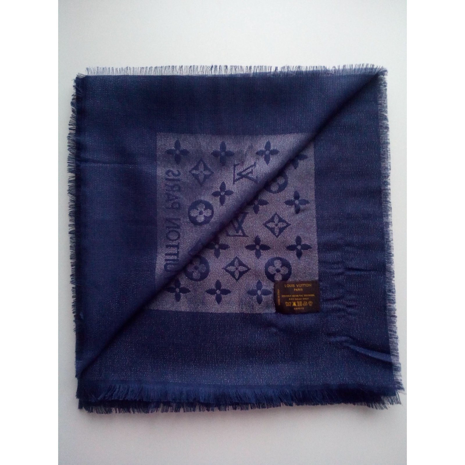 Châle monogram shine silk scarf Louis Vuitton Blue in Silk - 32017817