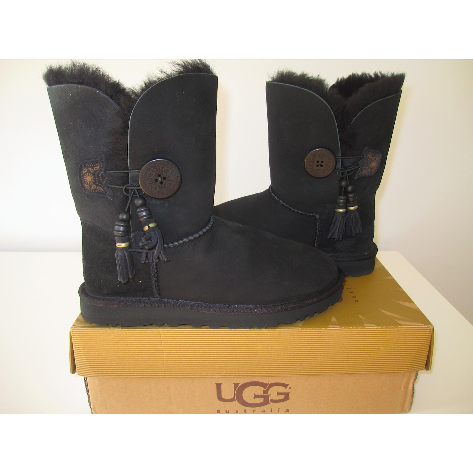 ugg slipper box