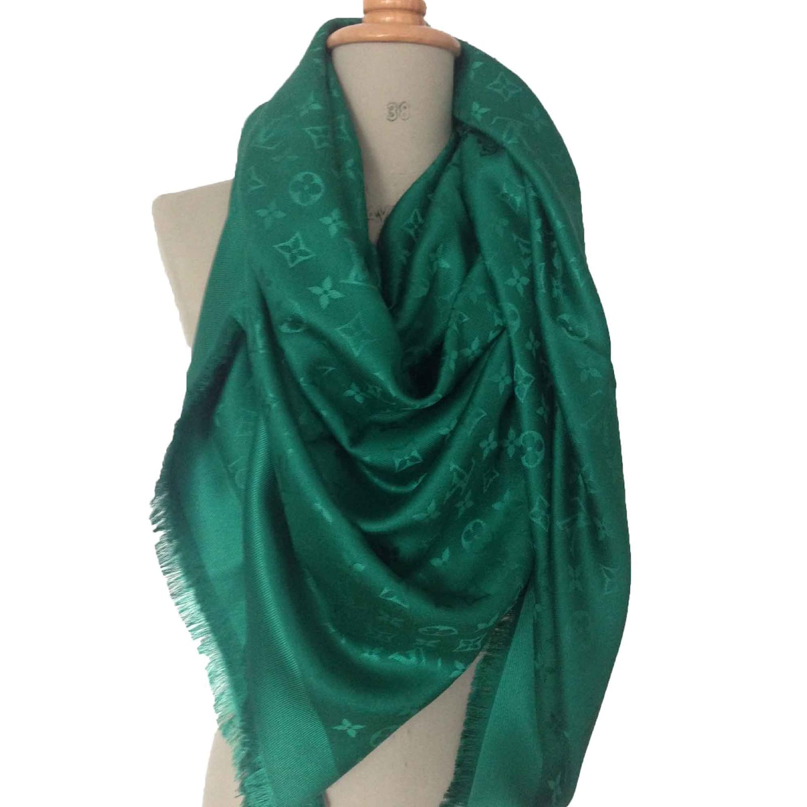 louis vuitton green shawl