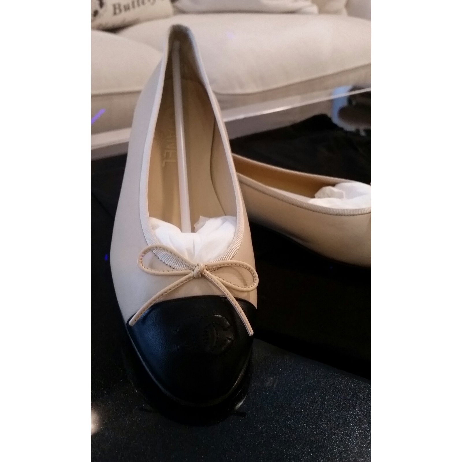 Chanel Beige/Black Two-Tone Ballerina Flats Leather ref.30380 - Joli Closet