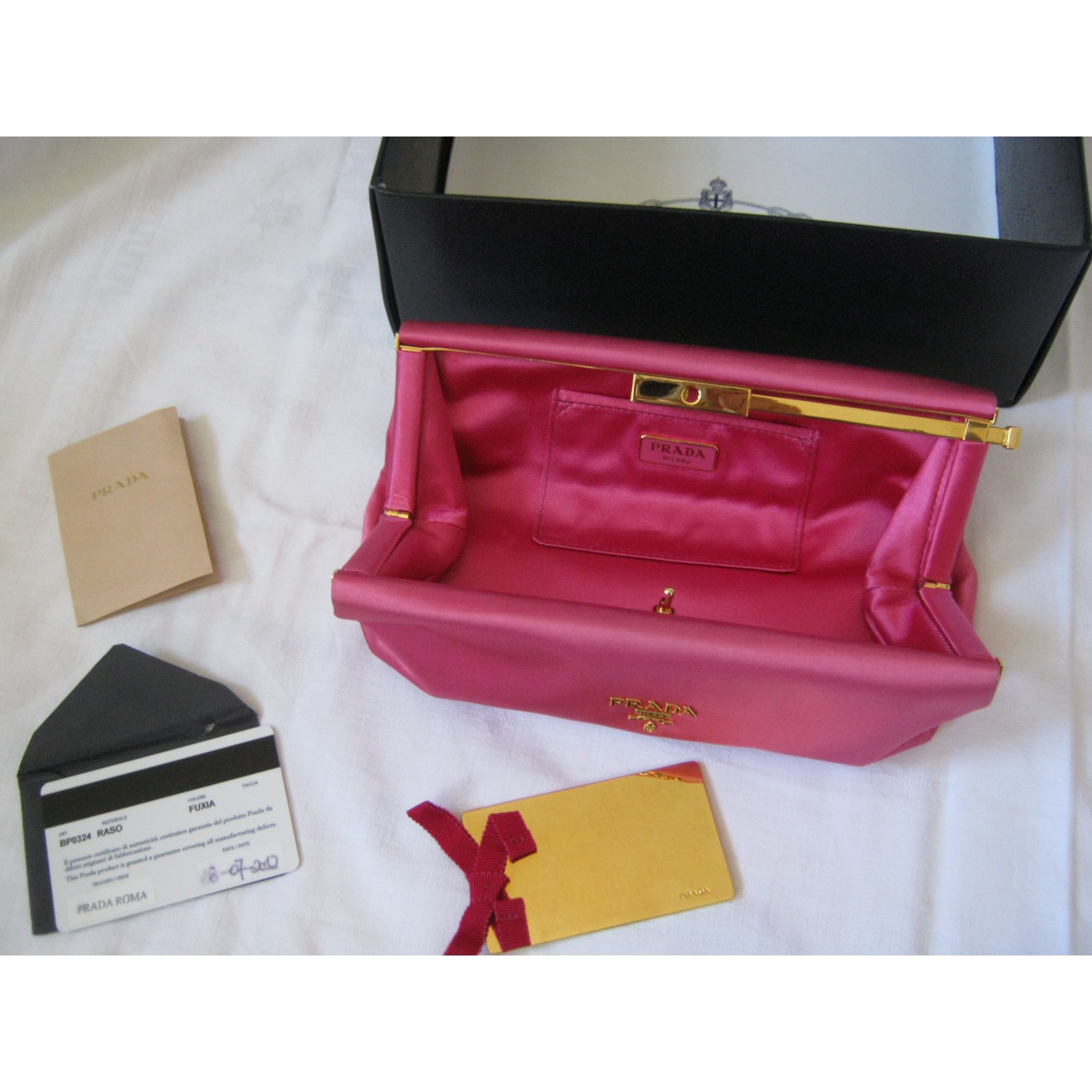 Prada Clutch bags Pink Cloth ref.235510 - Joli Closet