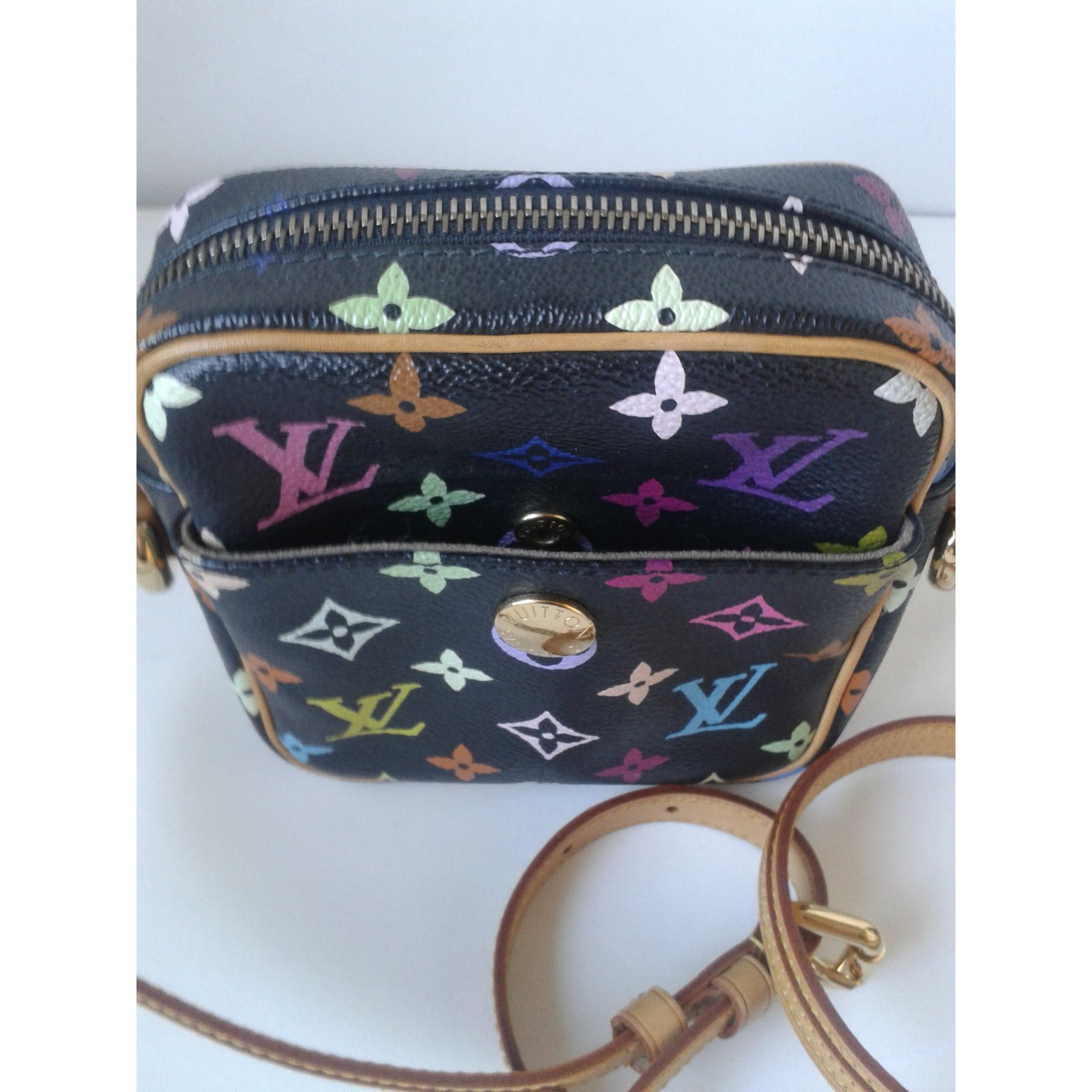 Crossbody bag Louis Vuitton Multiple colors ref.31680 - Joli Closet