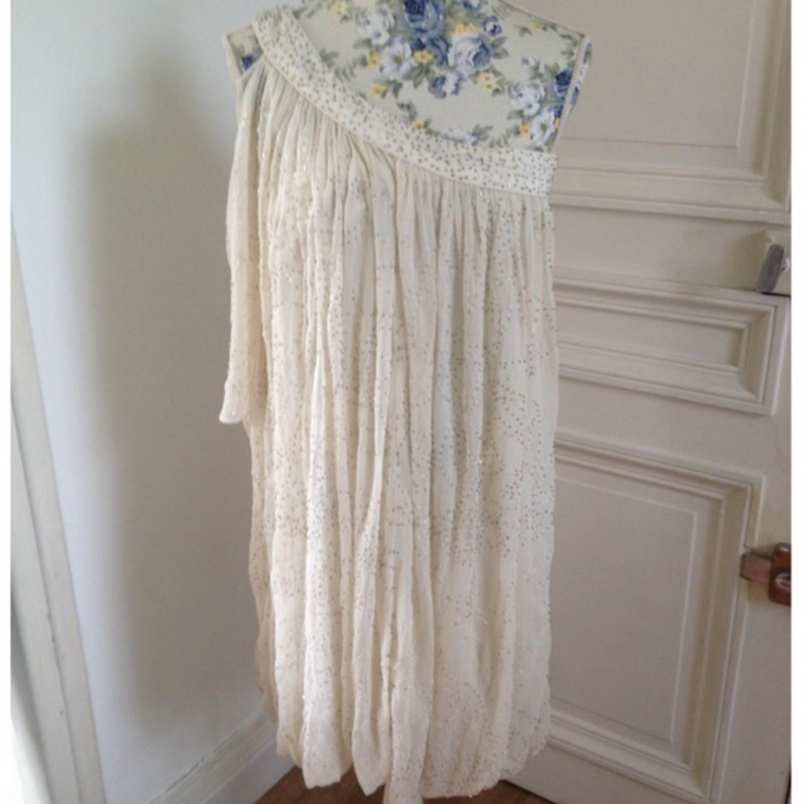 Asos Dress White Silk ref.31913 - Joli Closet