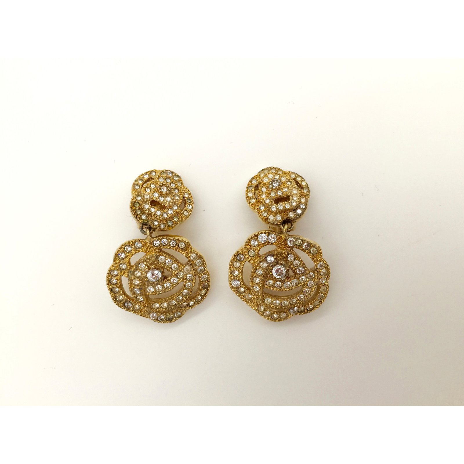 Christian Dior Earrings Golden Metal ref.32291 - Joli Closet