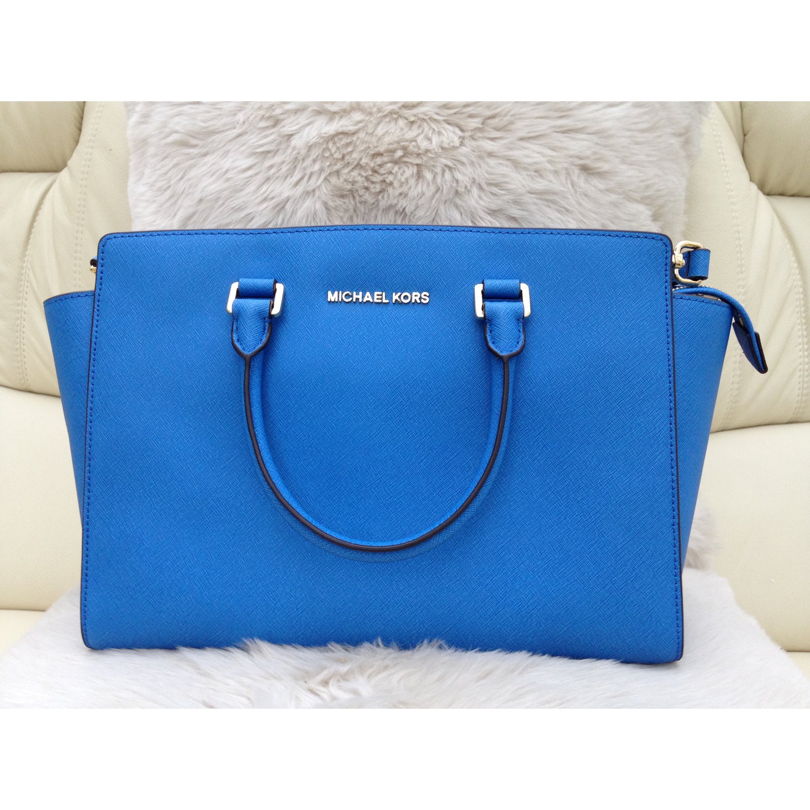 Michael Kors Handbag Light blue Leather ref.511832 - Joli Closet