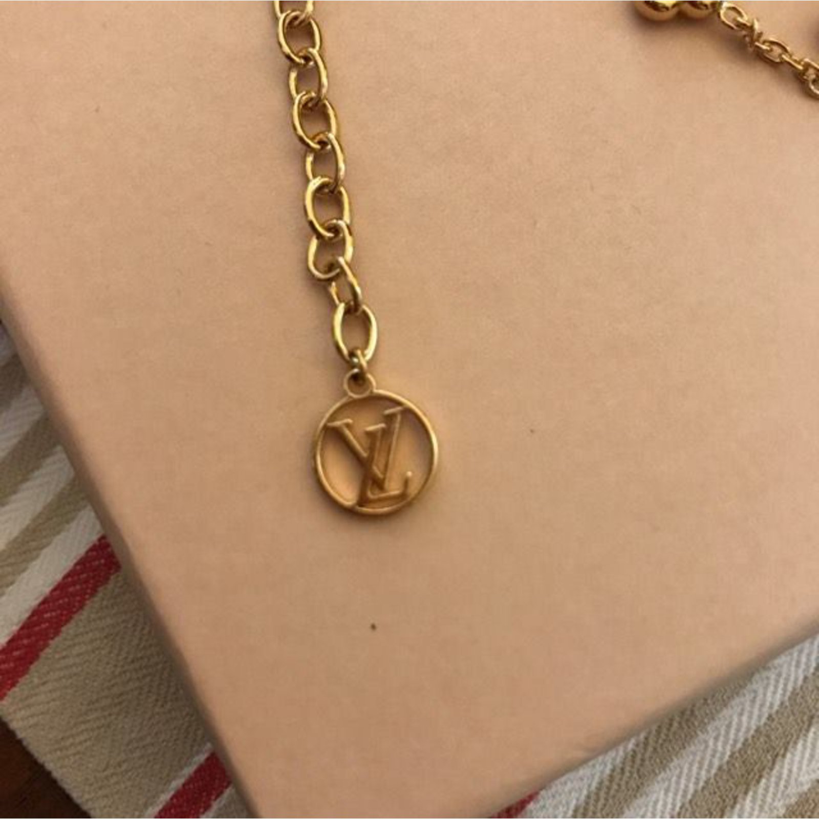 Louis Vuitton Monogram Charms Bracelet Golden ref.804362 - Joli Closet