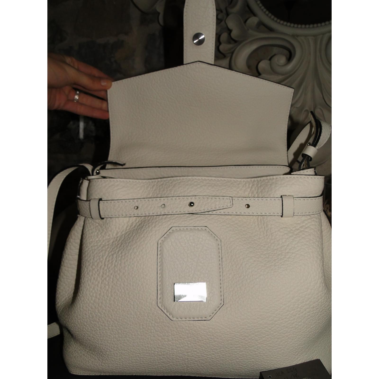 Vérifier Numéro De Série Sac Lancel Lancel CHARLIE Medium Cuir Écru ref.34975 - Joli Closet