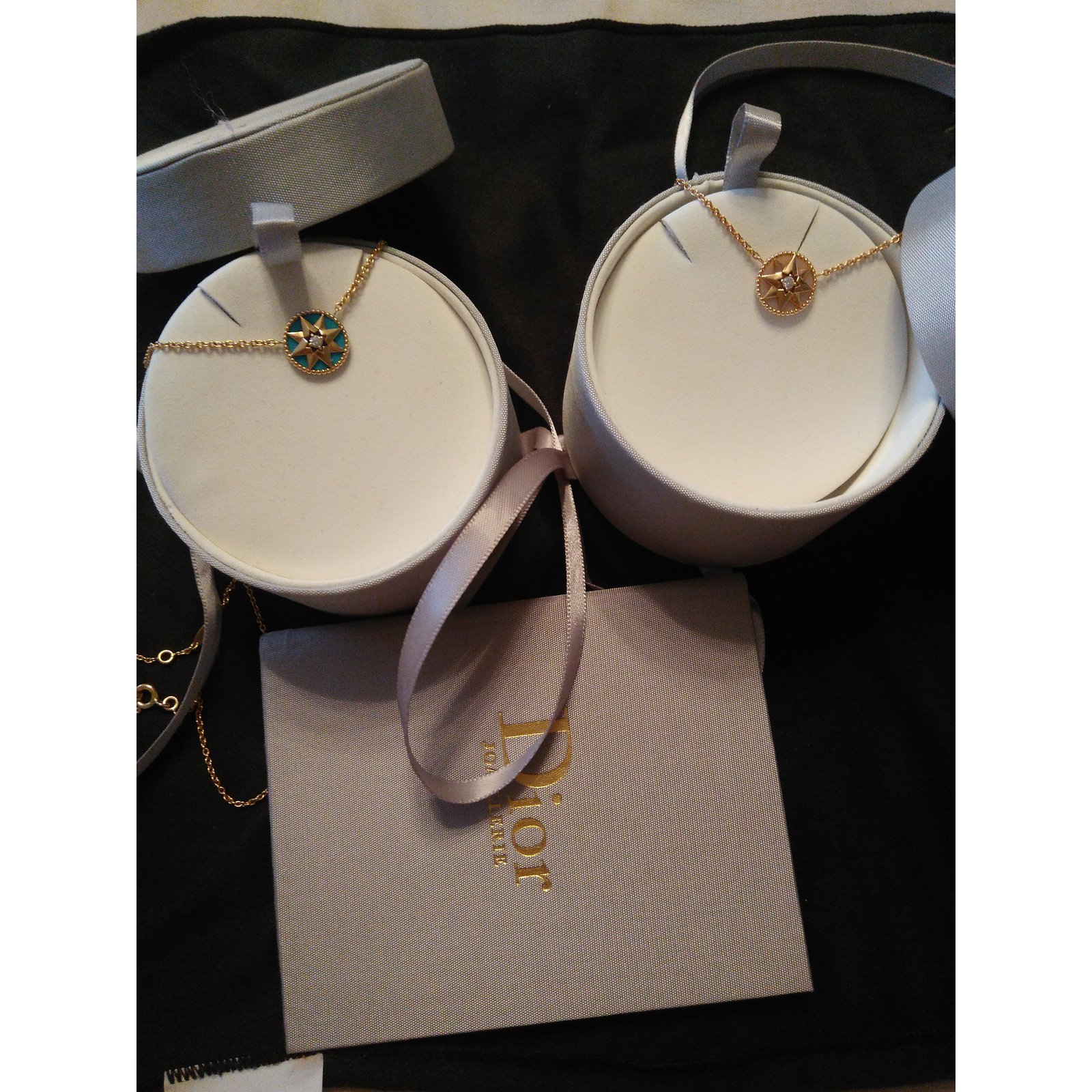 Dior Rose des vents White gold ref.763377 - Joli Closet