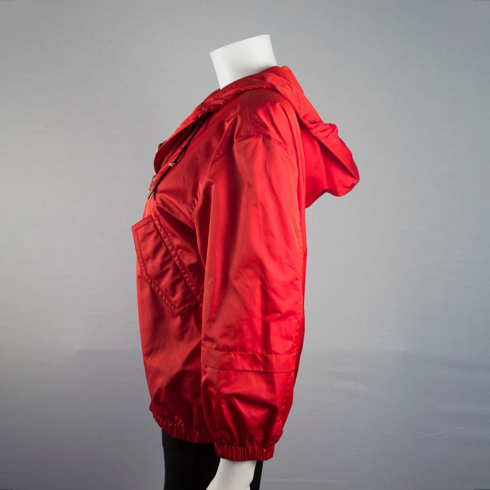 Louis Vuitton Hooded Windbreaker Red Polyester ref.37194 - Joli Closet