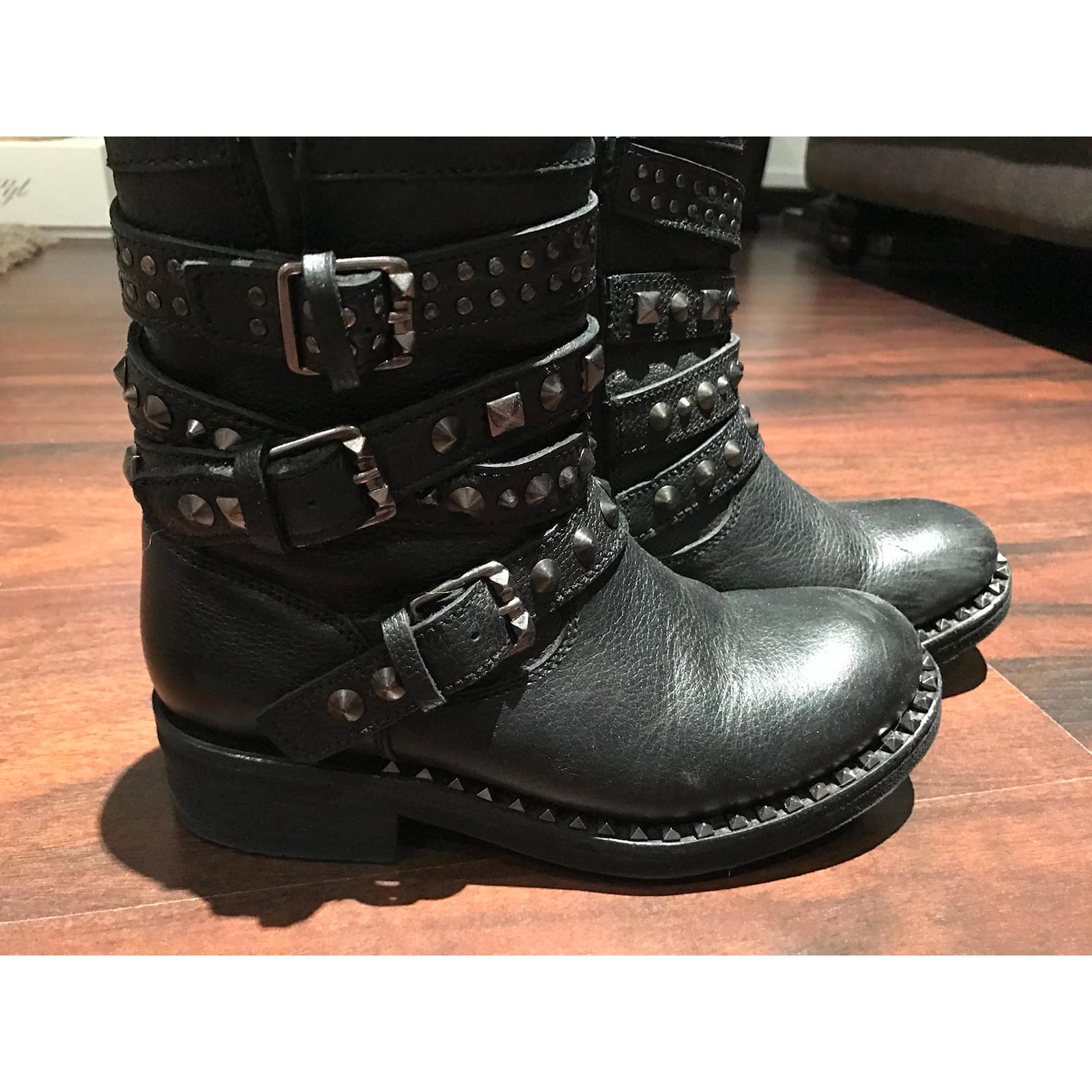 bottes ash titan