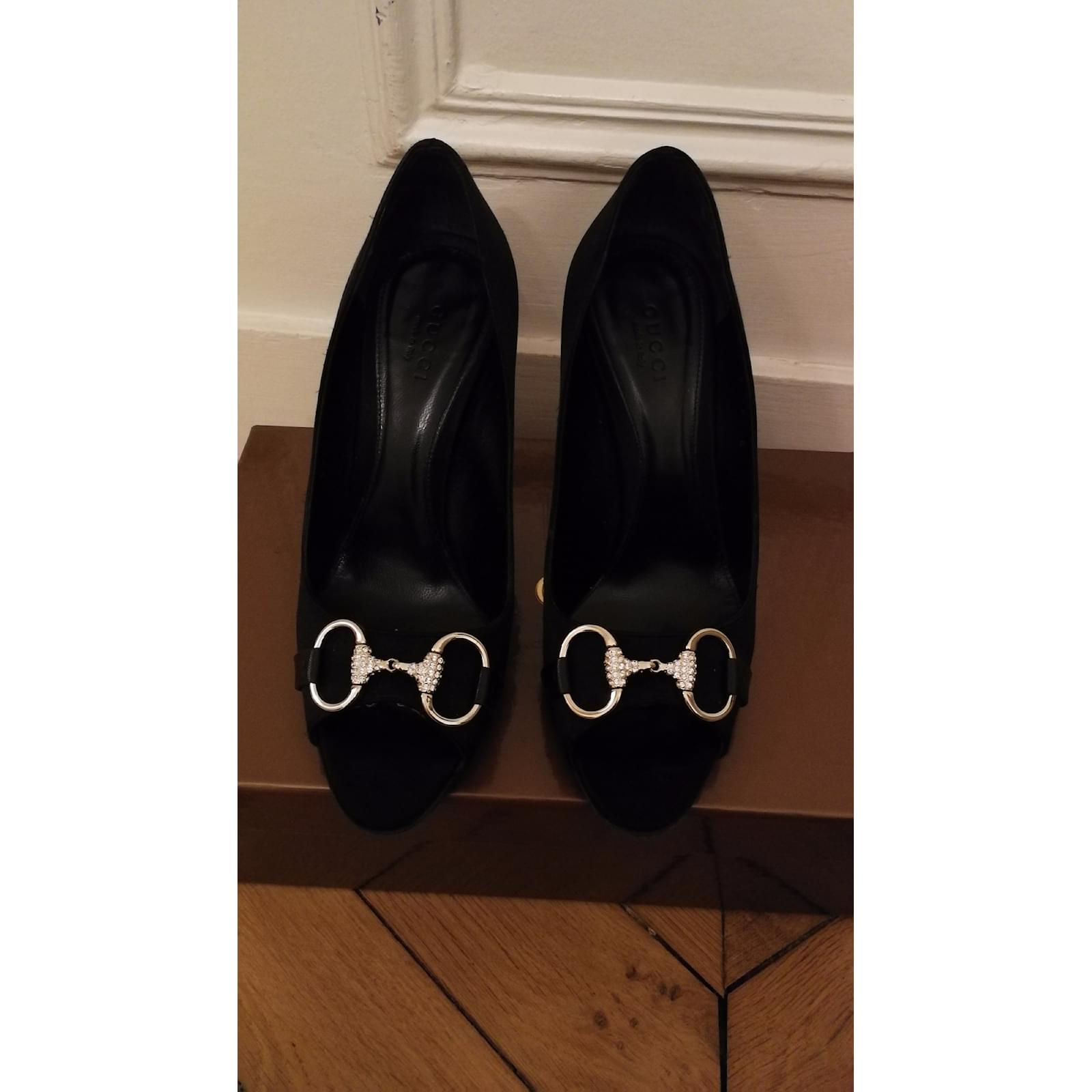escarpin gucci