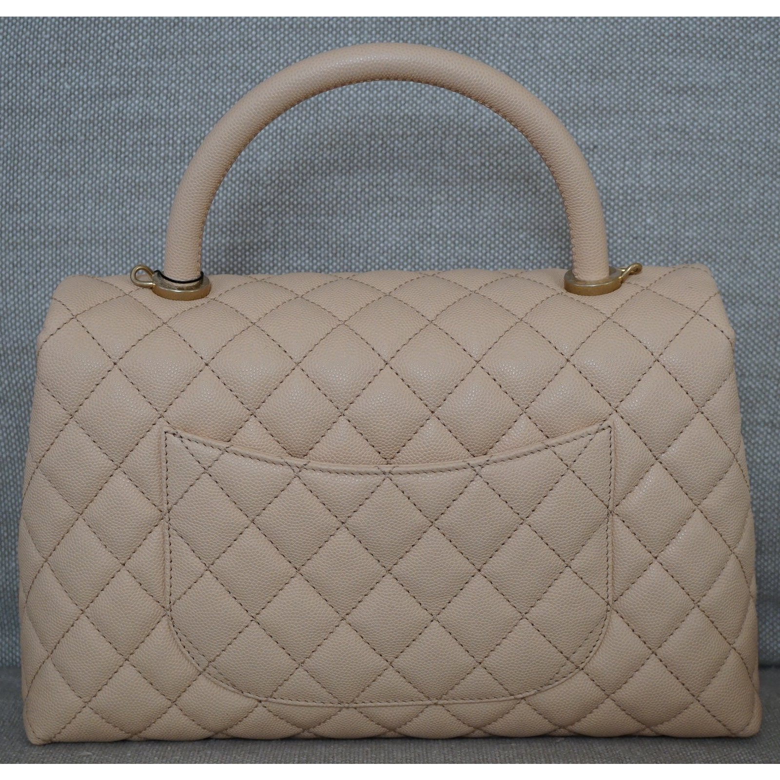 Coco handle leather handbag Chanel Beige in Leather - 17675160