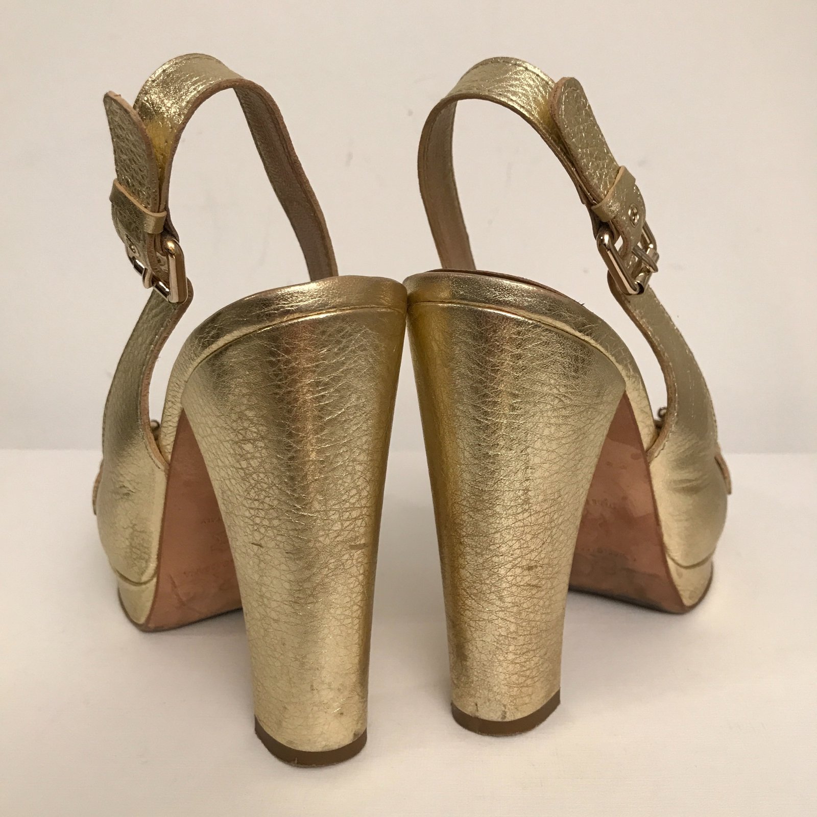 D&G Heels Golden Leather ref.38753 - Joli Closet