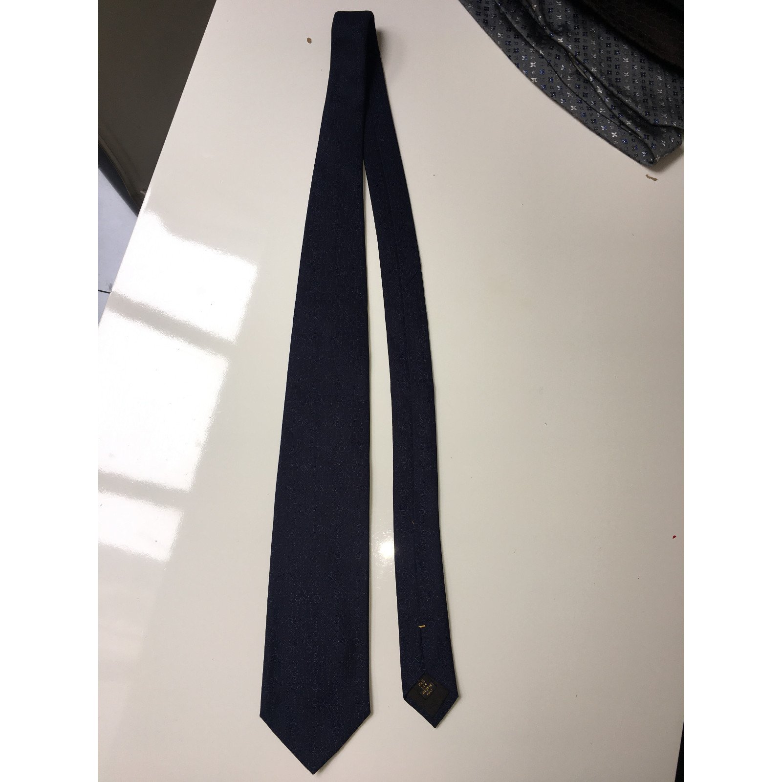 Louis Vuitton Tie Blue Grey Silk ref.39724 - Joli Closet