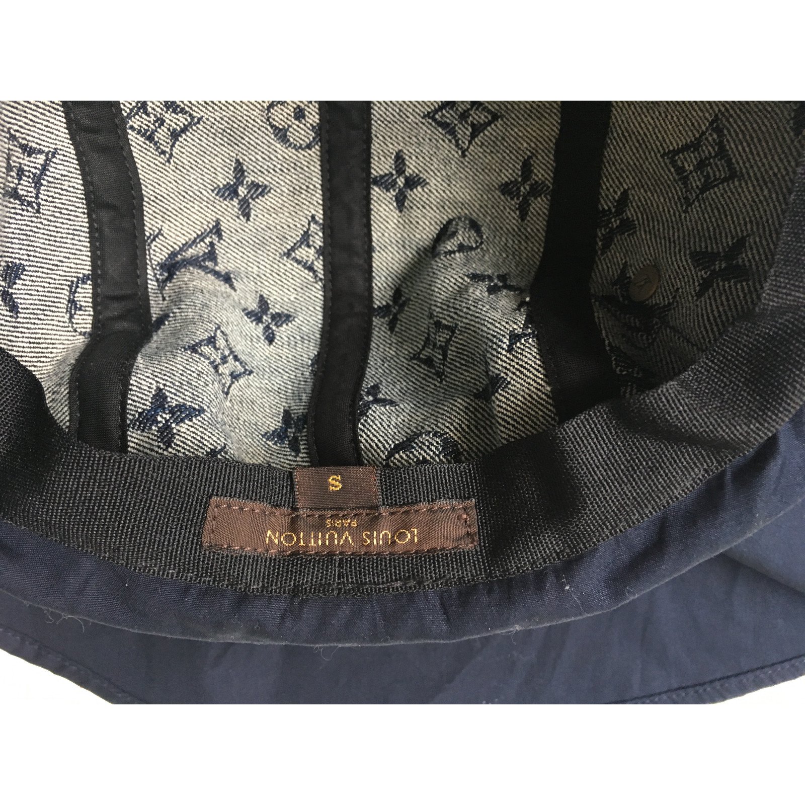 Louis Vuitton Casquette Coton Bleu ref.39728 - Joli Closet