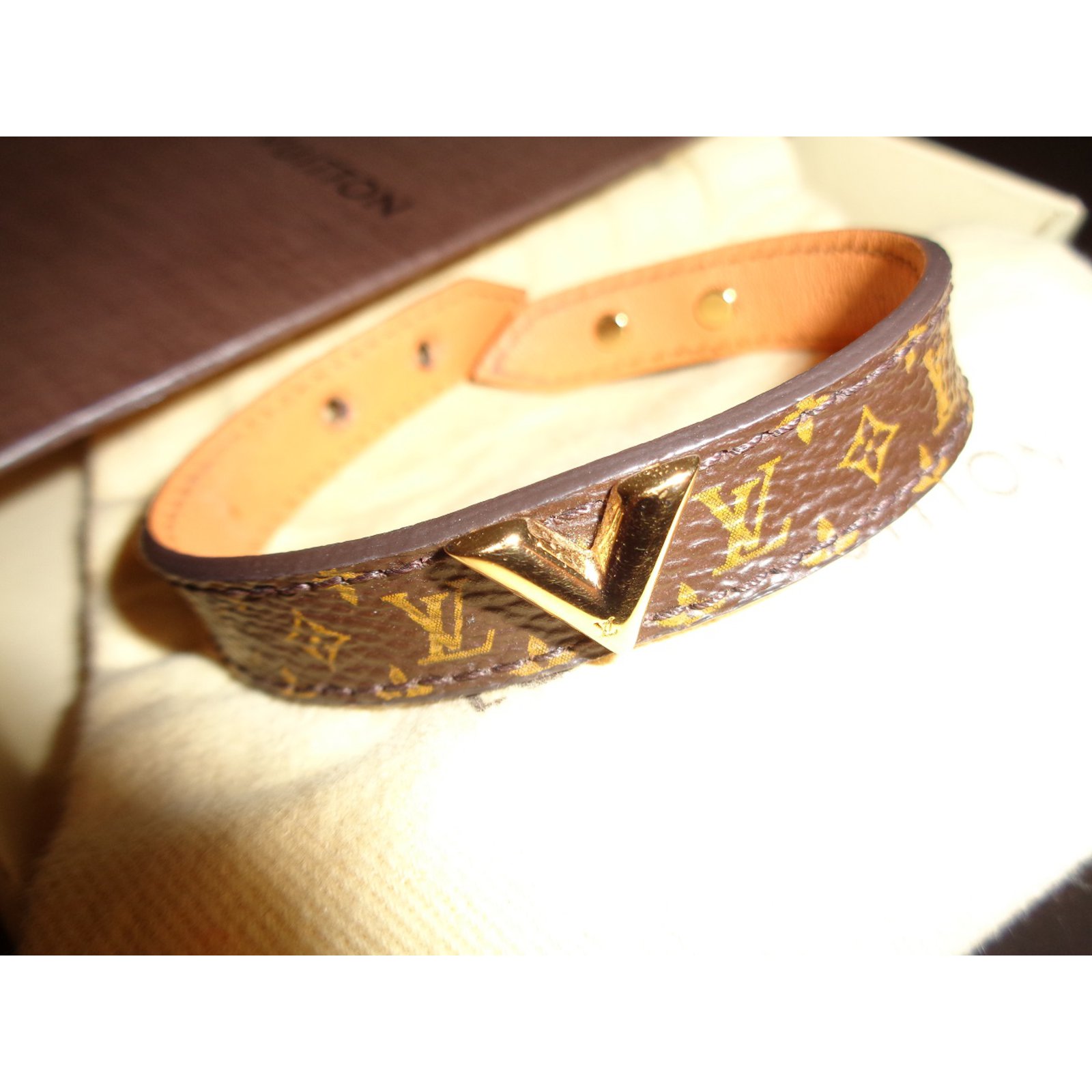 Keep it cloth bracelet Louis Vuitton Brown in Cloth - 32151110