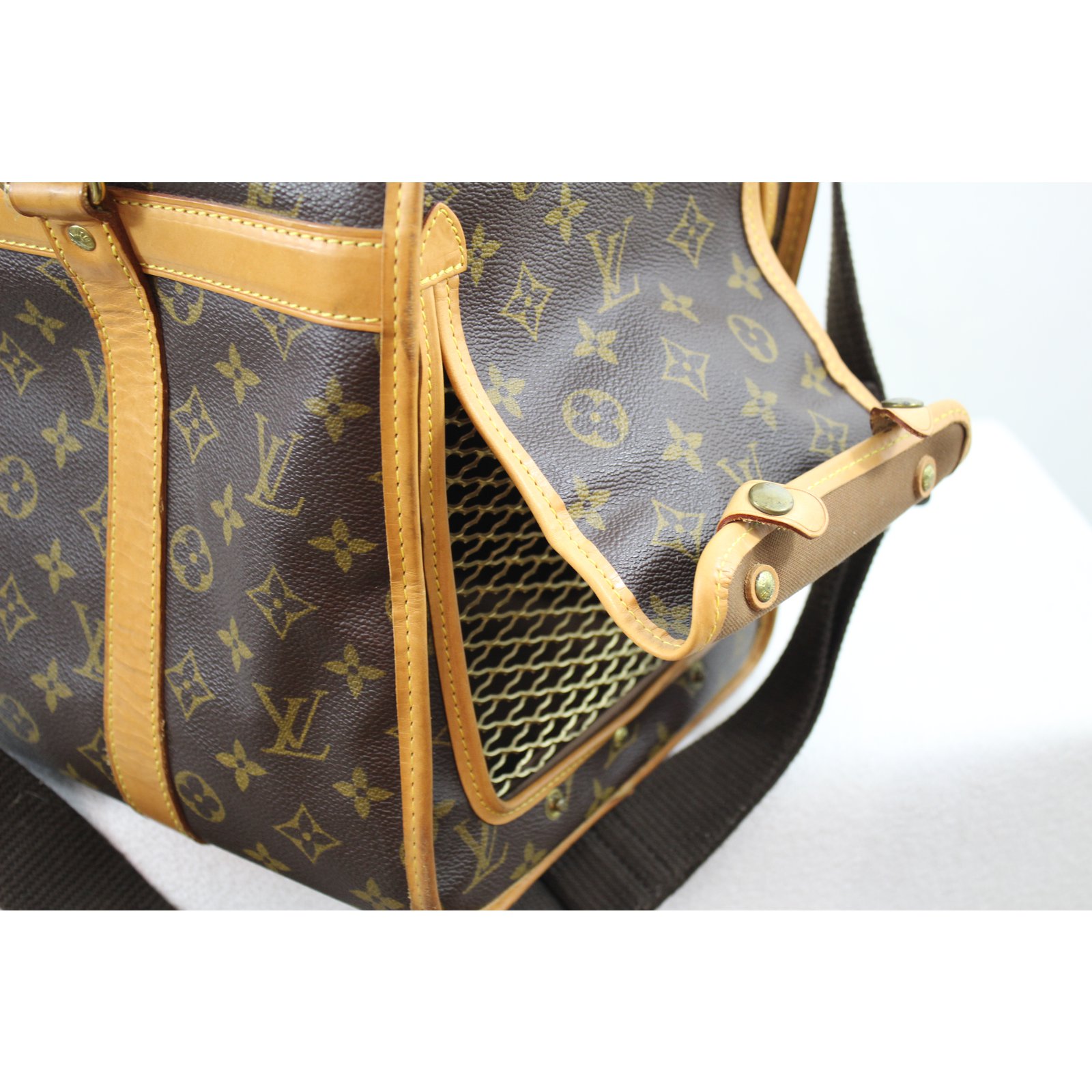 Louis Vuitton bag dog Brown Leather ref.58025 - Joli Closet