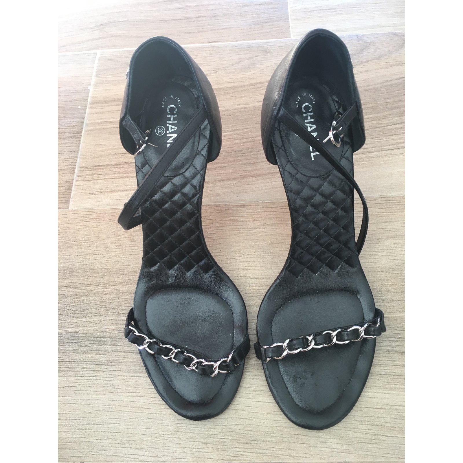 Chanel Sandals Black Leather ref.43090 - Joli Closet