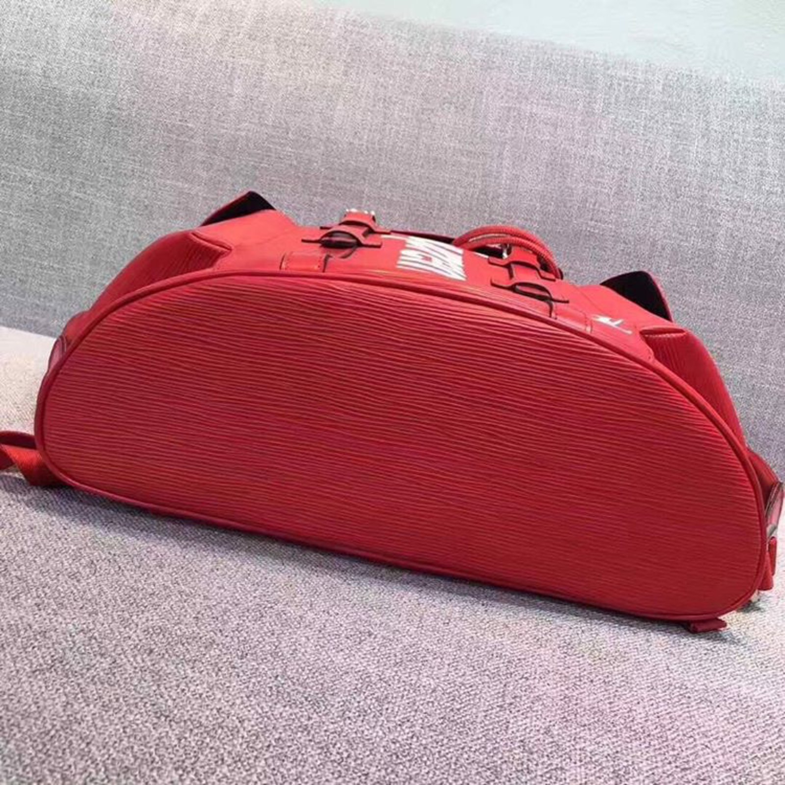Louis Vuitton x Supreme Red Leather ref.85314 - Joli Closet