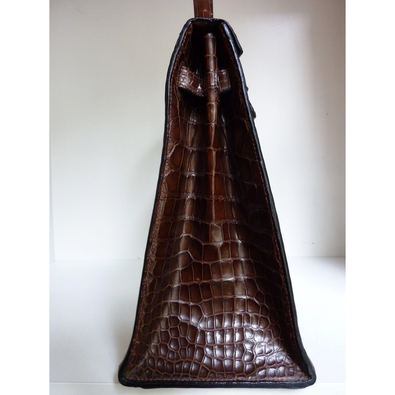 Hermès Hermes kelly bag 35 cm crocodile color brown vintage Exotic leather  ref.43849 - Joli Closet