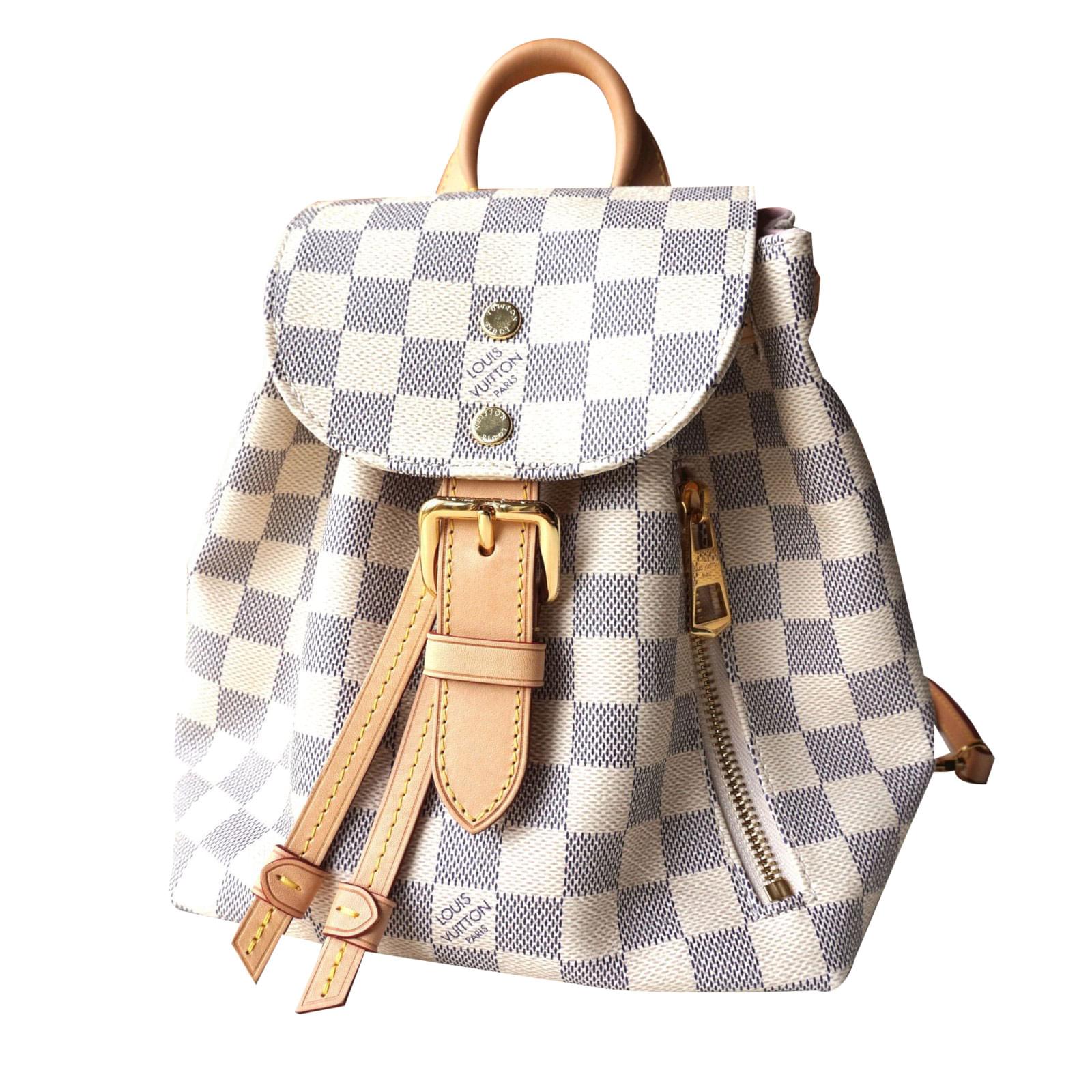 Louis Vuitton Sacs à dos Cuir Blanc ref.45008 Joli Closet