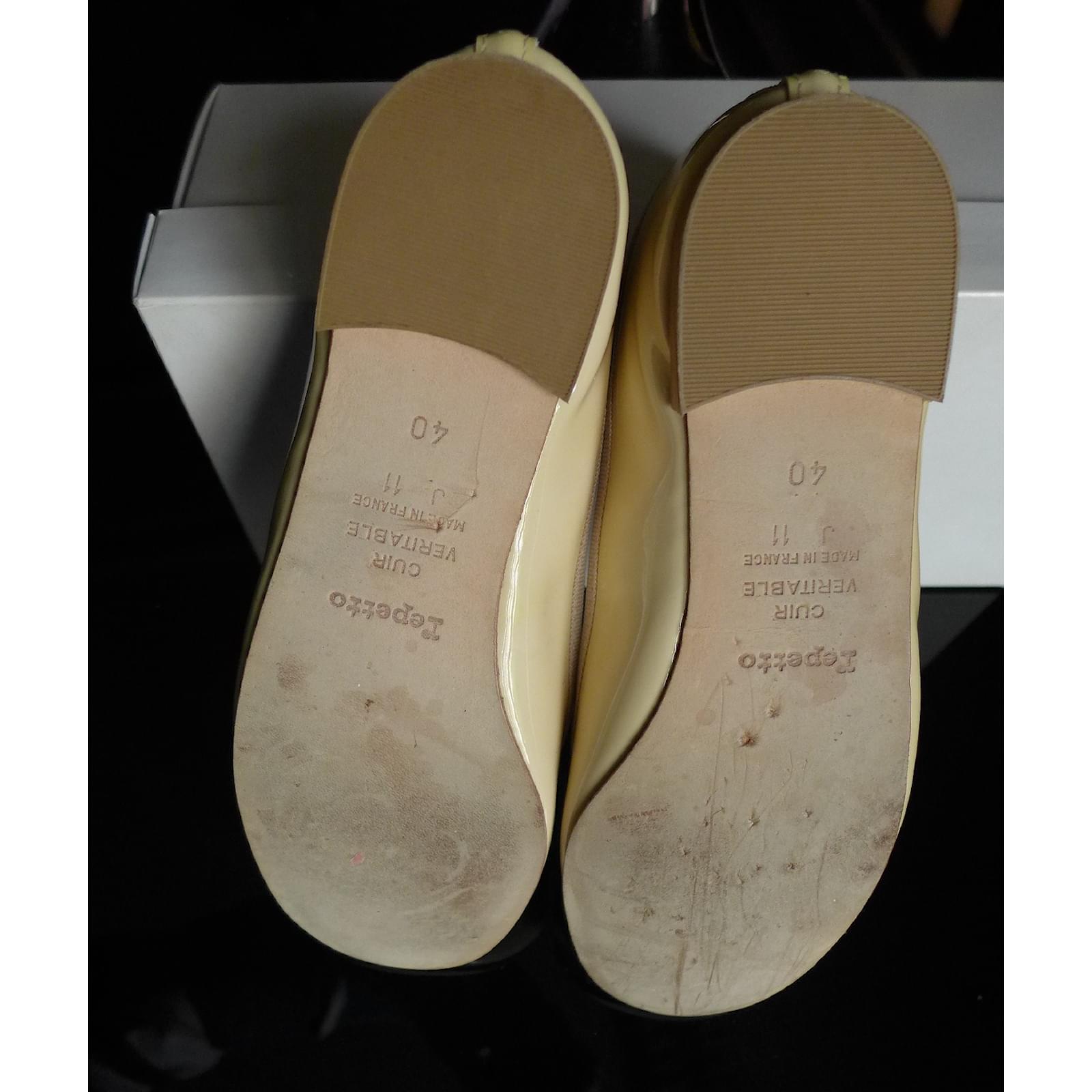 Derbies Repetto Jaunes En Cuir Vernis Vintage Pointure 37,5 - Occasion Collection