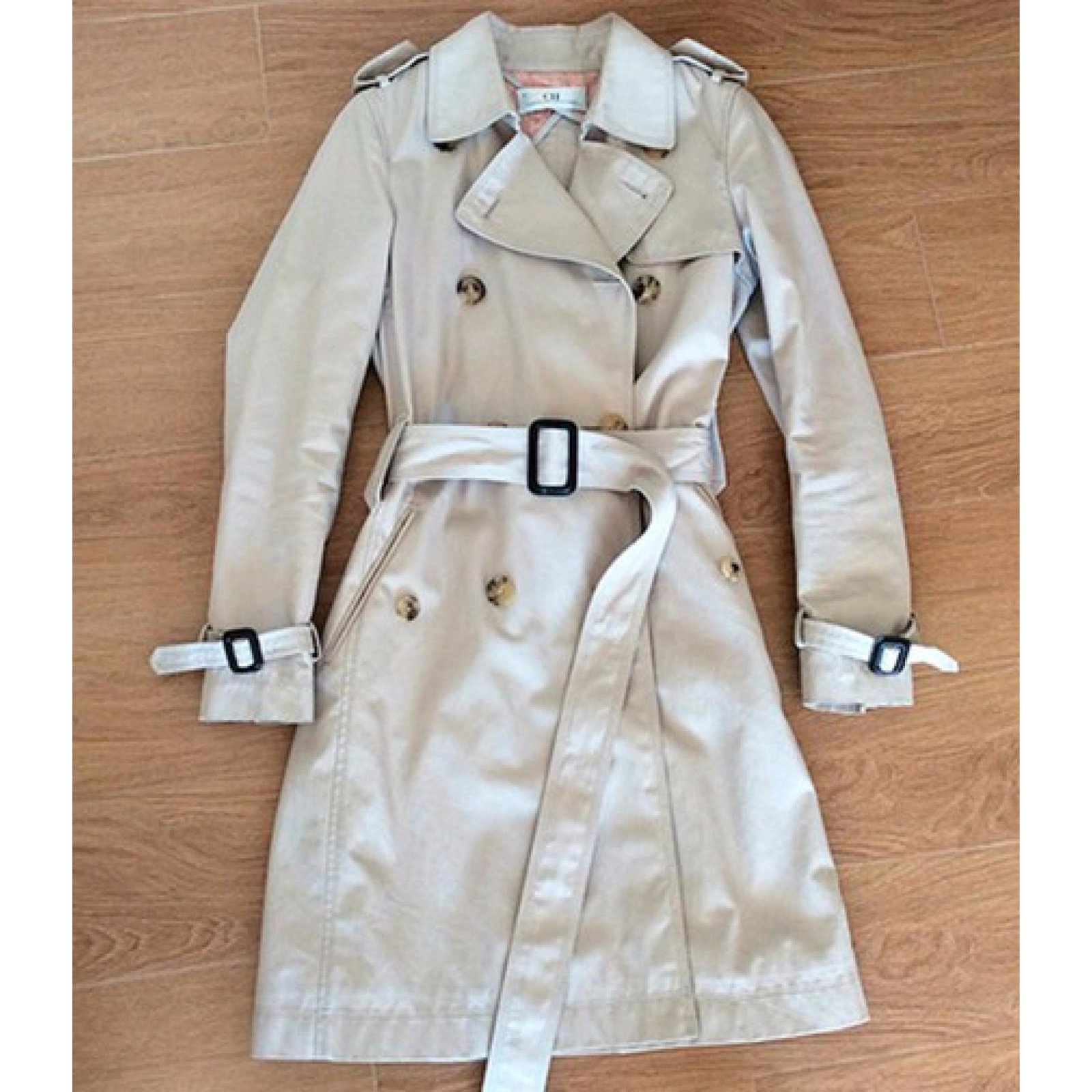 Carolina Herrera Trench coats Beige Cotton ref.47829 - Joli Closet