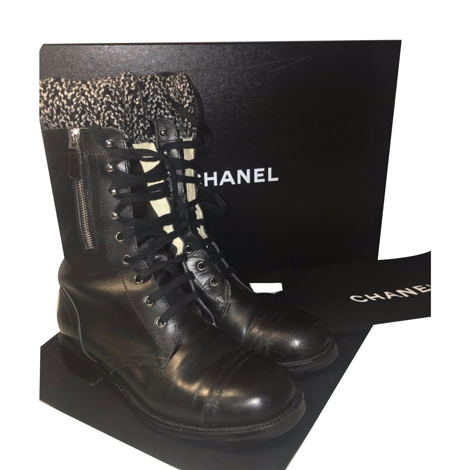 Chanel Ankle Boots Black Leather ref.48154 Joli Closet