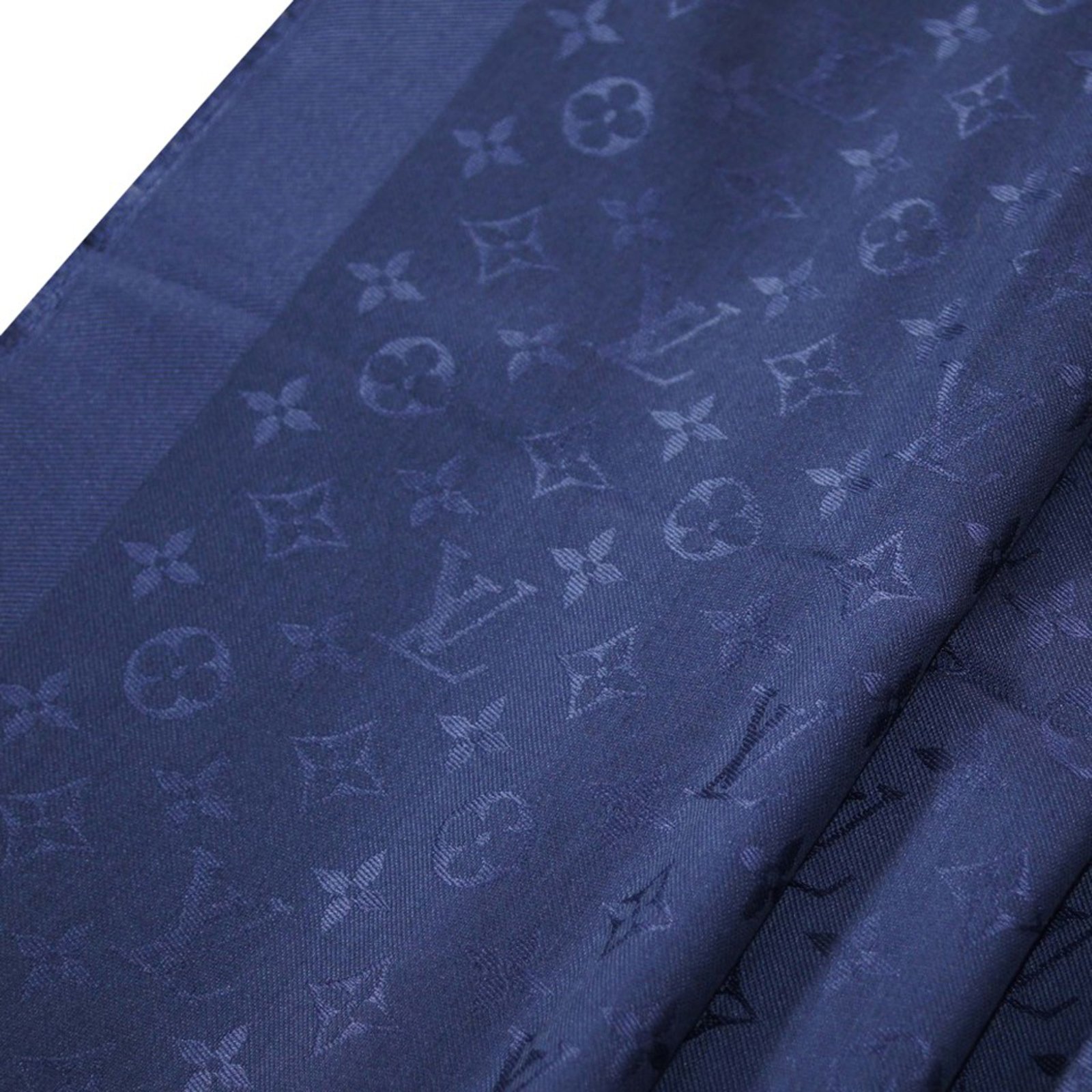 Louis Vuitton Classical Monogram Scarf Blue Silk ref.48260 - Joli