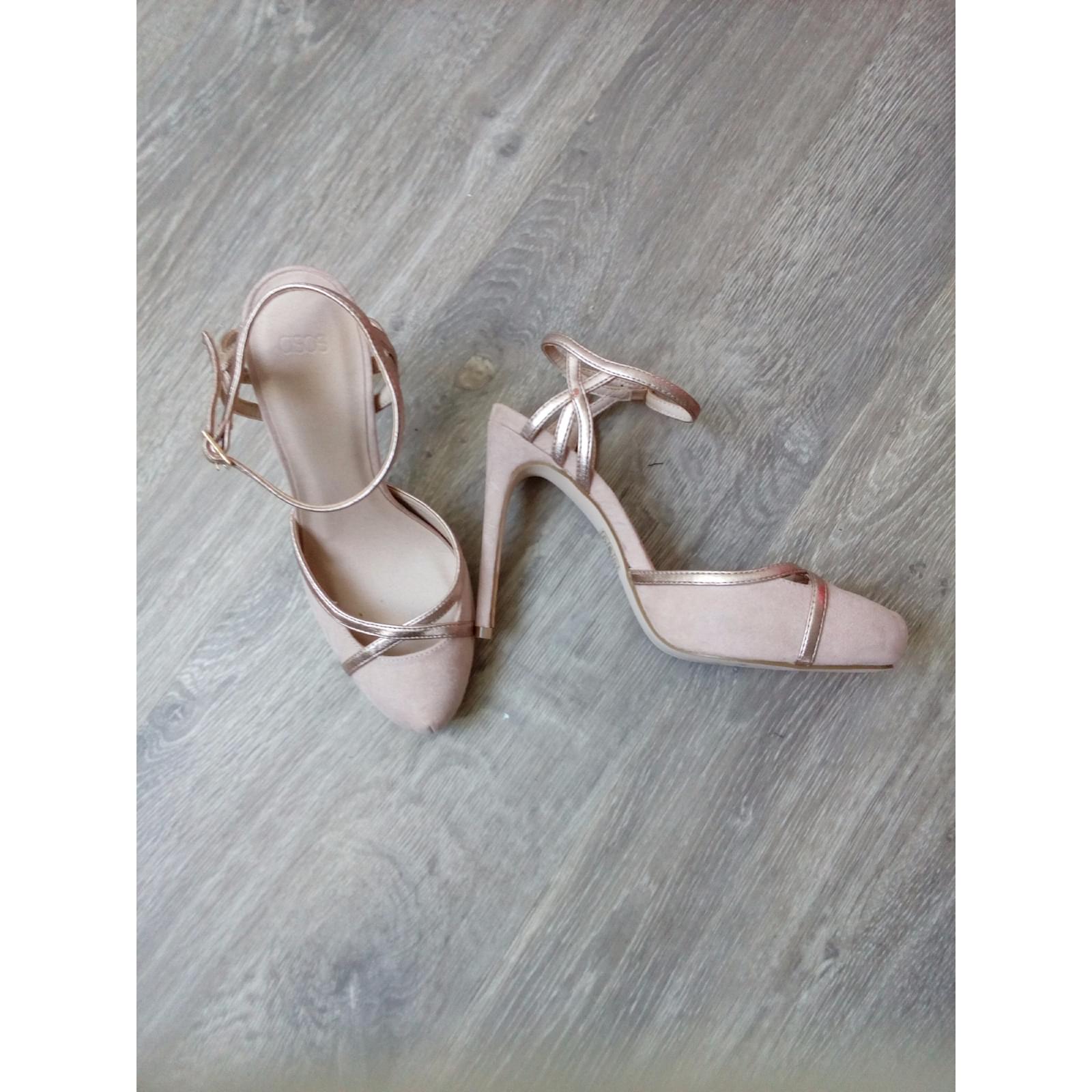 sandales rose poudré