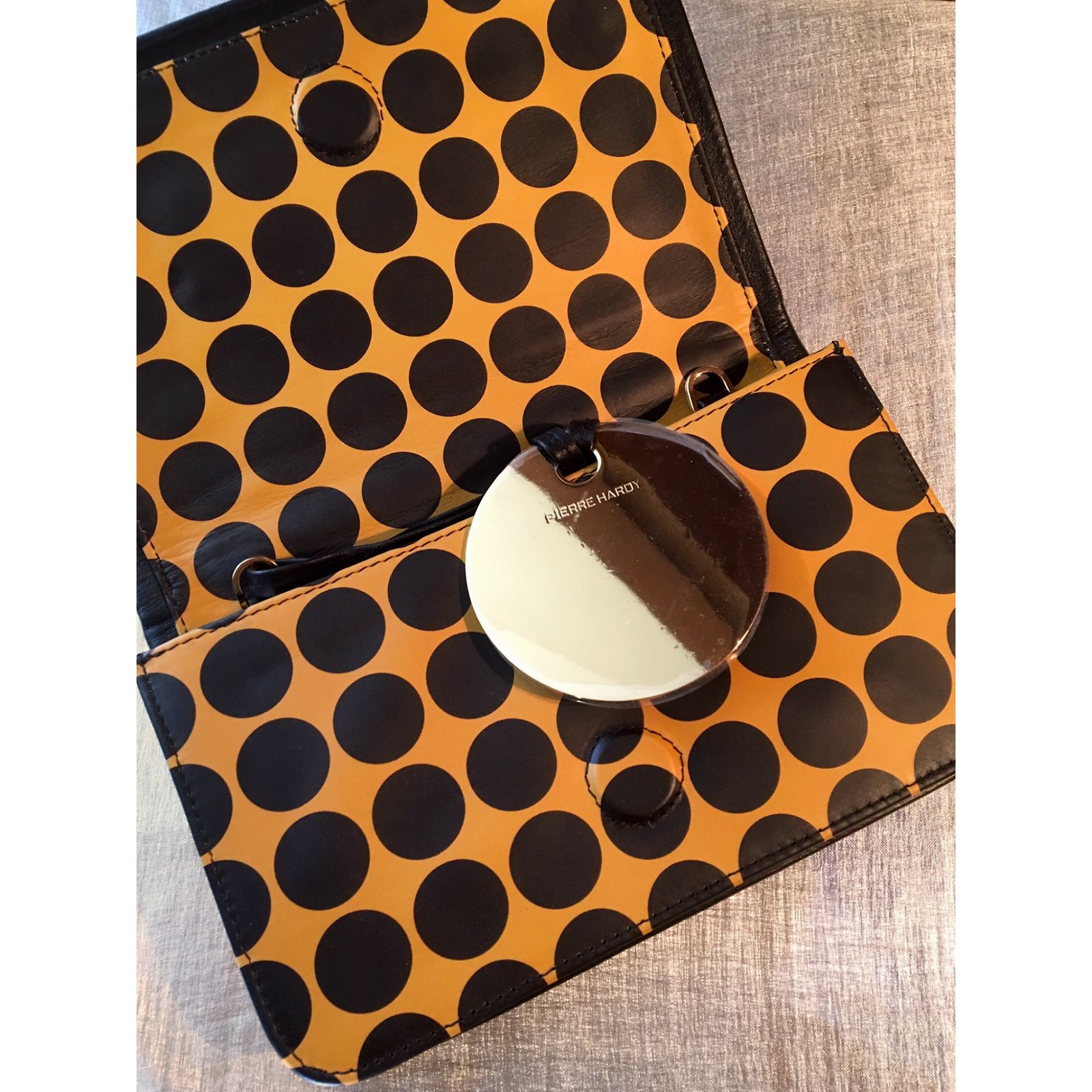 Pochette Pierre Hardy Pour Homme - Neuf Avec Emballage D'origine, Accessoire Luxe Et élégant