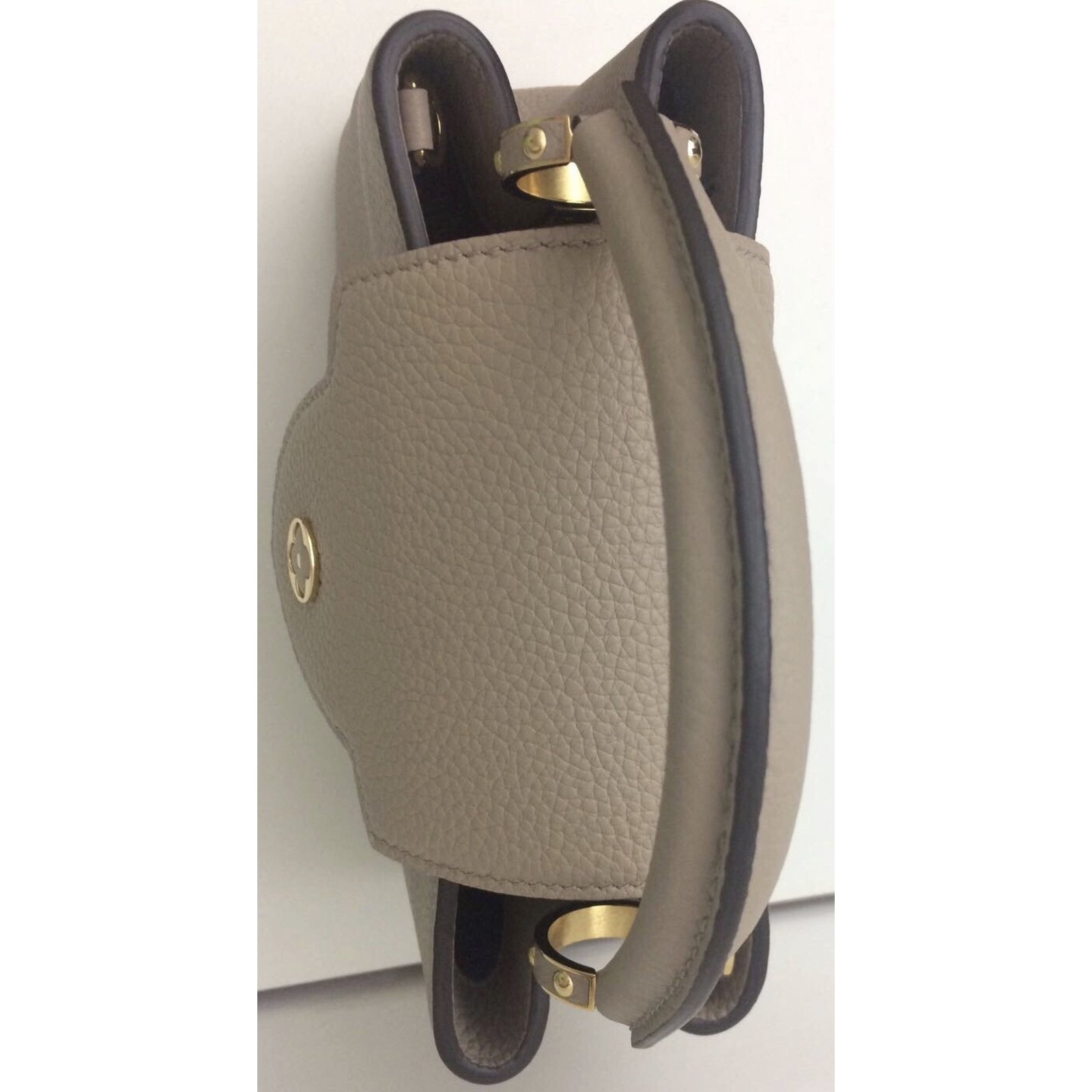 Louis Vuitton Capucines BB Beige Leather ref.48675 - Joli Closet
