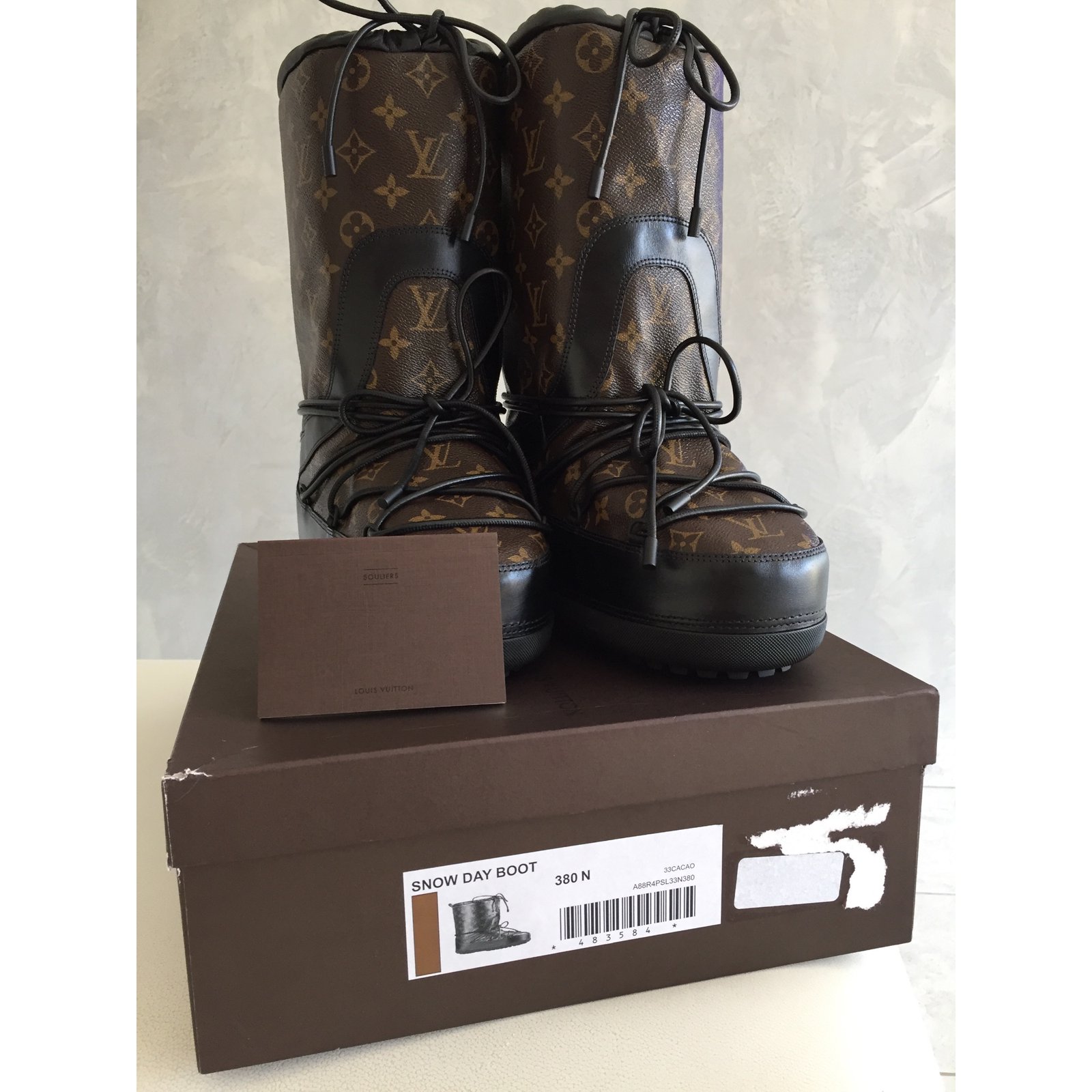 Louis Vuitton Snow day boots Brown Fur ref.48775 - Joli Closet