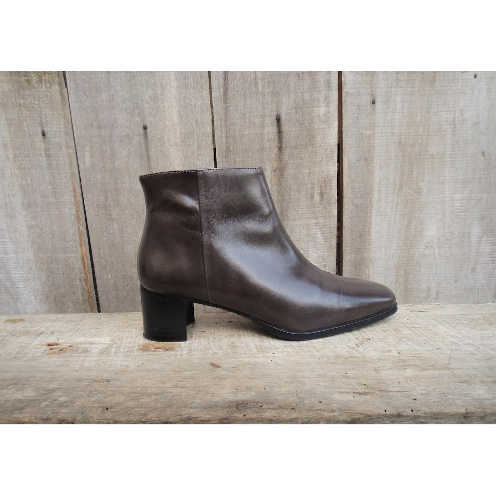 boots carel