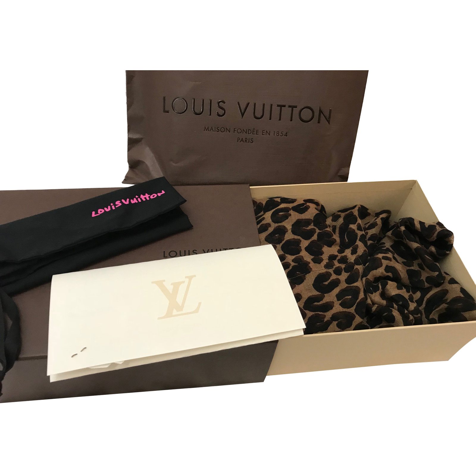 Cashmere scarf Louis Vuitton Brown in Cashmere - 7234231