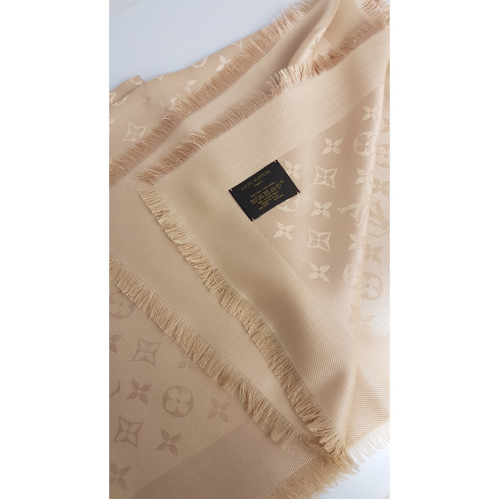 Louis Vuitton monogram Cream Dune Tone on tone shawl weaved