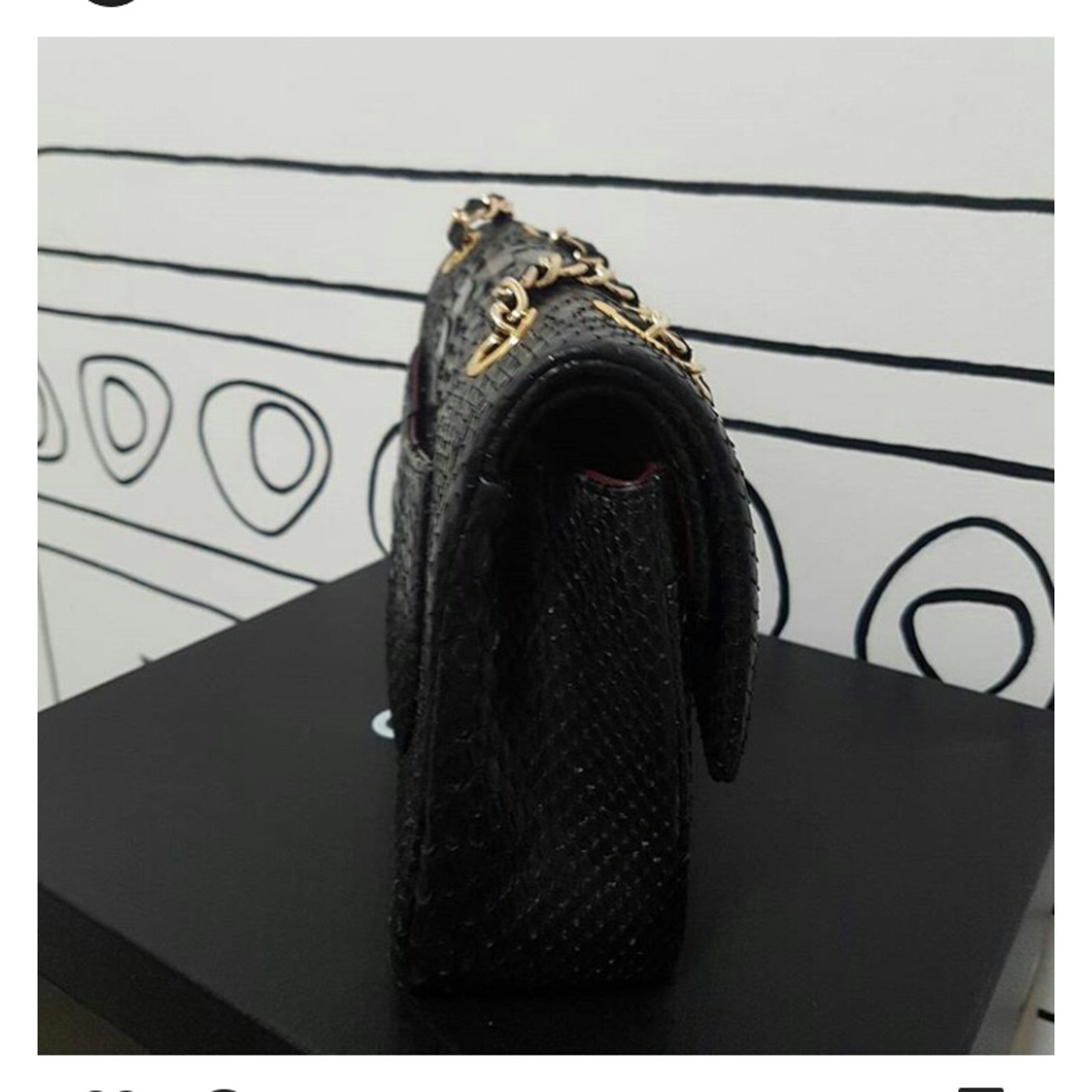 NEW CHANEL TIMELESS FLAP HANDBAG PYTHON LEATHER CROSSBODY HAND BAG Black  Exotic leather ref.999796 - Joli Closet