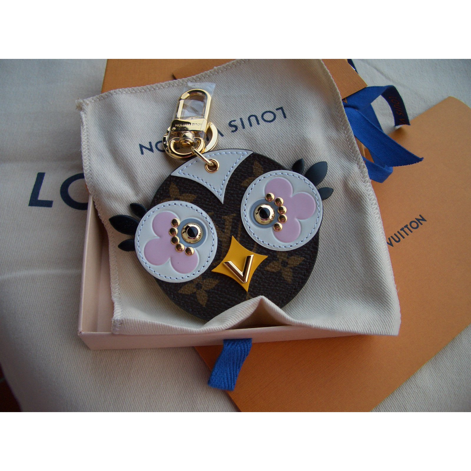 Louis Vuitton Lovely Birds bag charm Multiple colors Leather ref