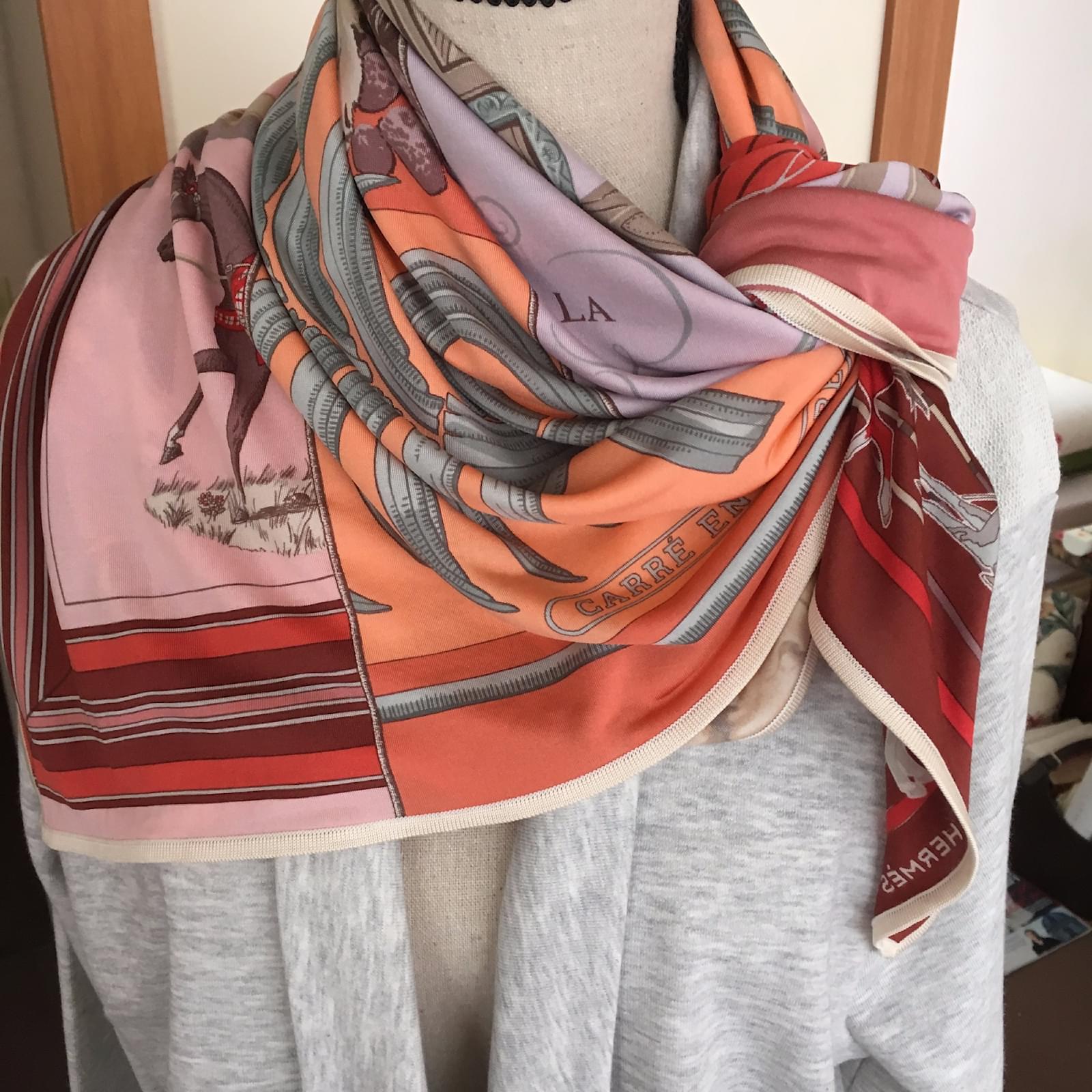 Hermès Silk scarves ref.52506 Joli Closet