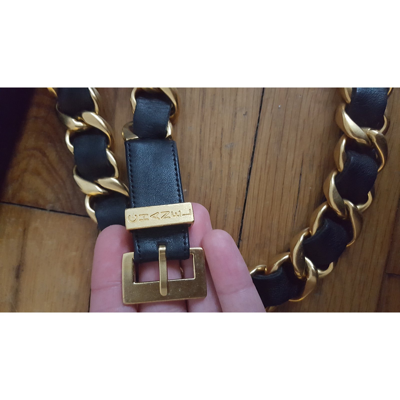 Chanel Belts Black Golden Leather Steel ref.53748 - Joli Closet