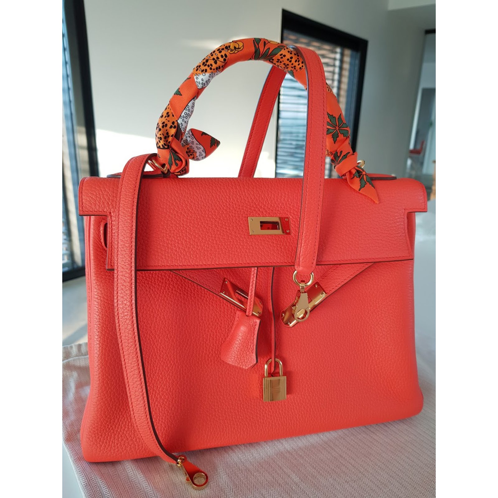 Hermès Kelly 32 Orange Poppy Leather ref.55688 - Joli Closet