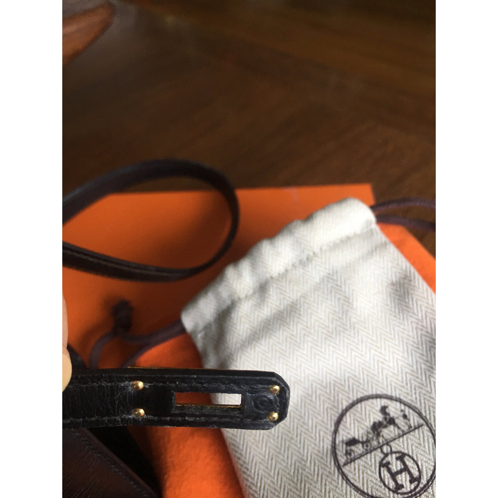 Hermès mini kelly handbag 20 black leather shoulder strap cm-101136  ref.872855 - Joli Closet