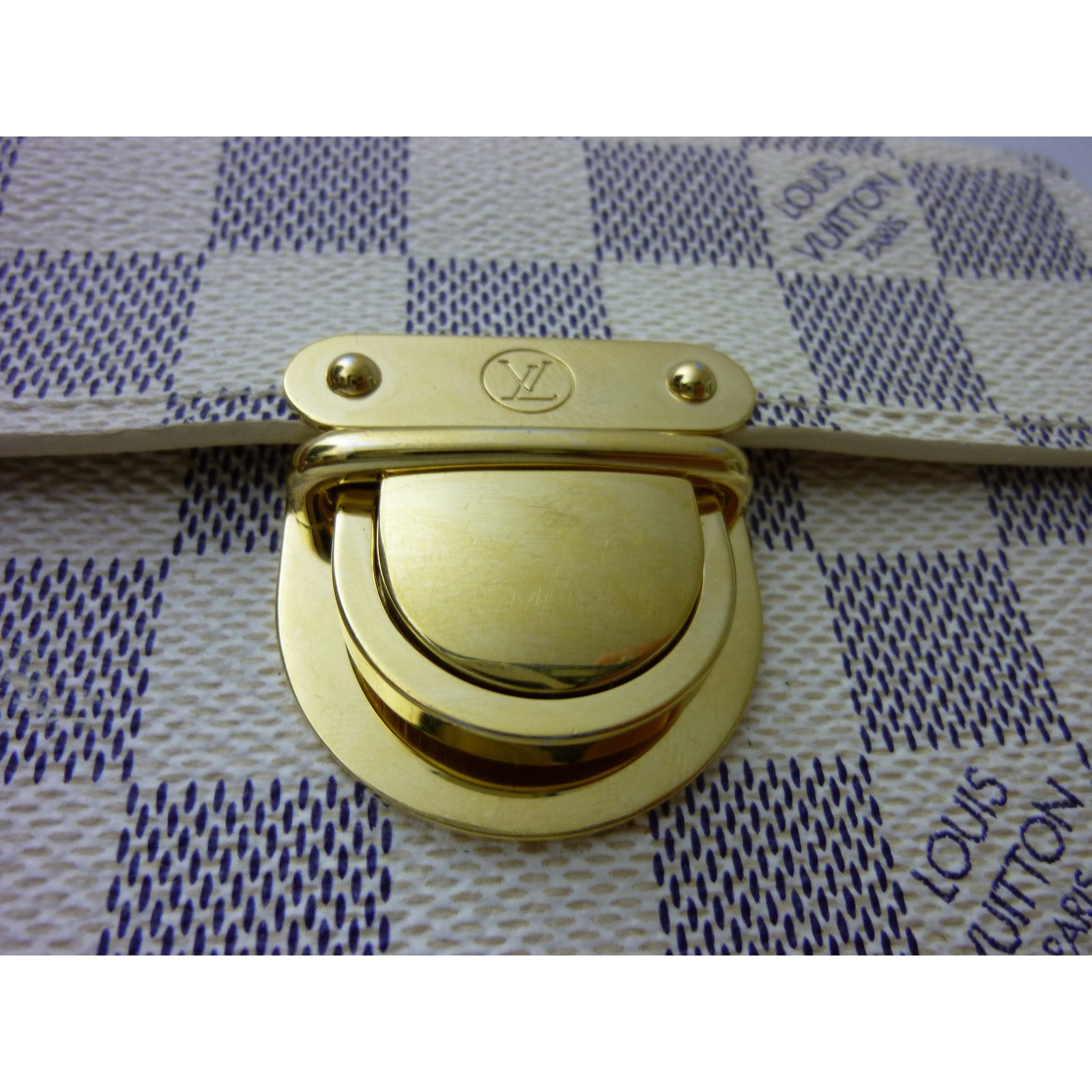 LOUIS VUITTON Bijou Sac Surprise Key Holder Metal Gold M66188 LV