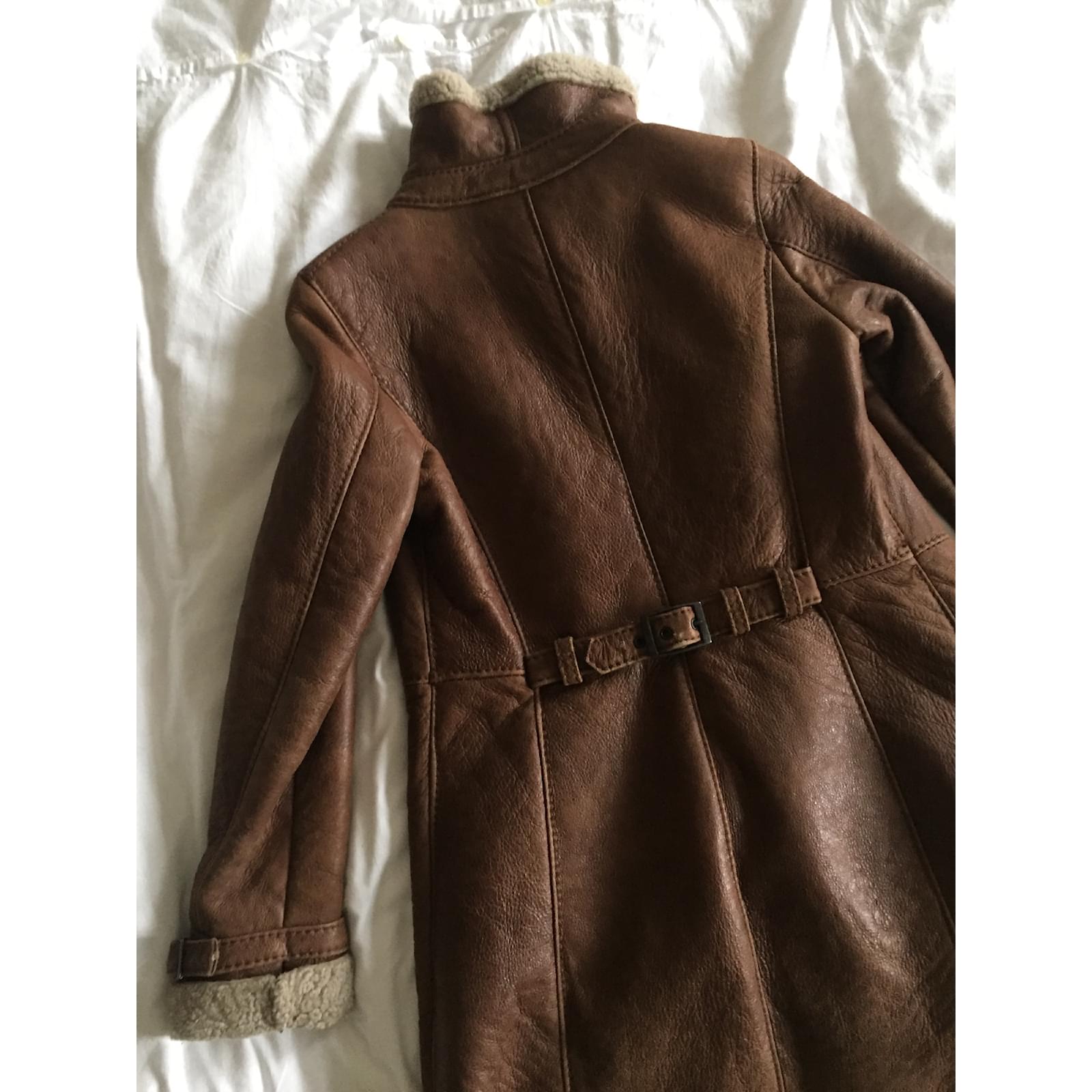 Manteaux Gerard Darel Manteaux Cuir Caramel ref.56367 Joli Manteaux Gerard Darel Manteaux Cuir Caramel ref.56367 Joli