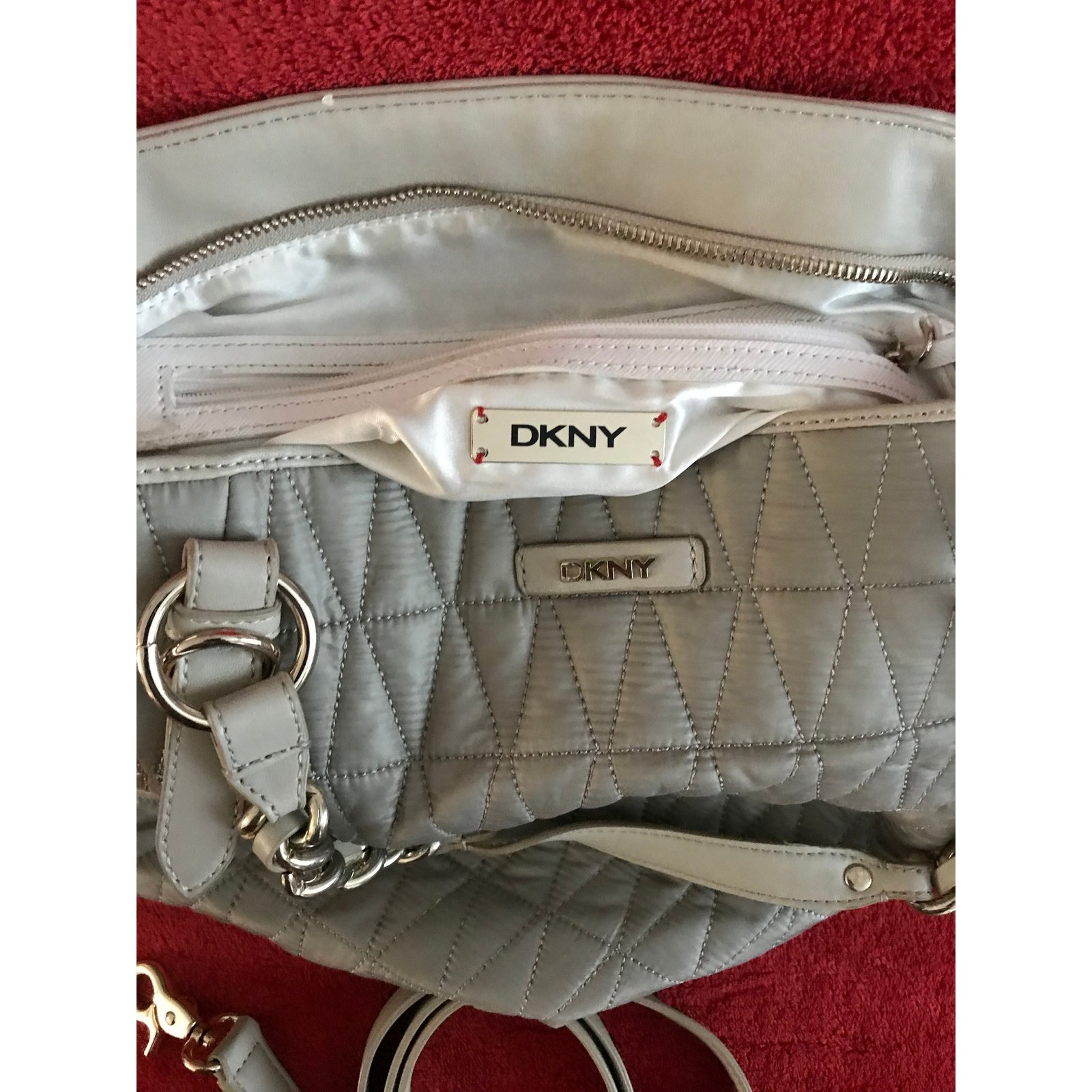 Second hand Dkny Bags - Joli Closet